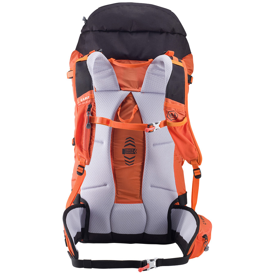 CAMP USA M4 Backpack 2441cu in