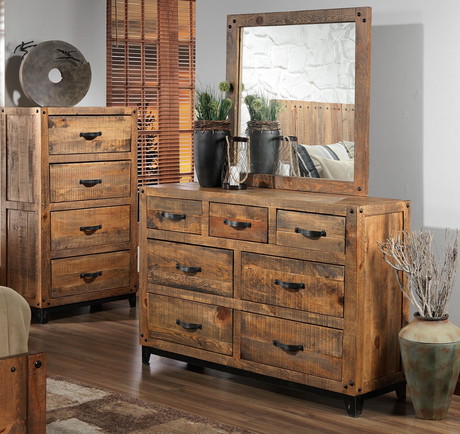 Maya Dresser Rustic Pine Leon's