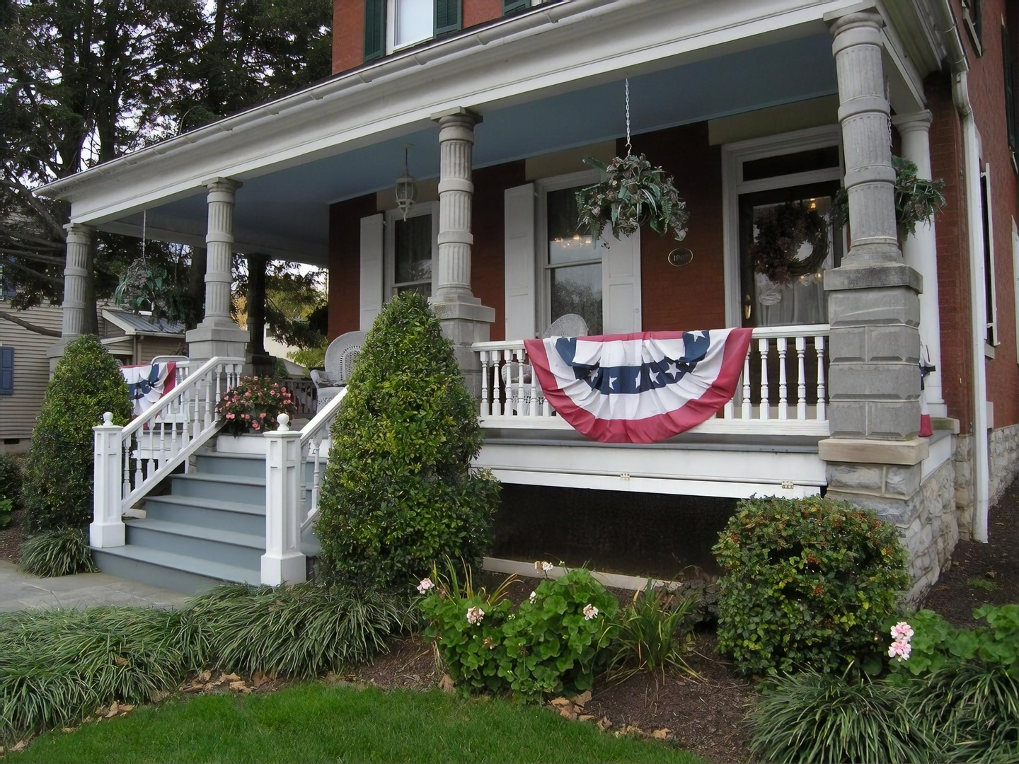 Intercourse Pennsylvania Bed and Breakfast Inn The Inn & Spa at