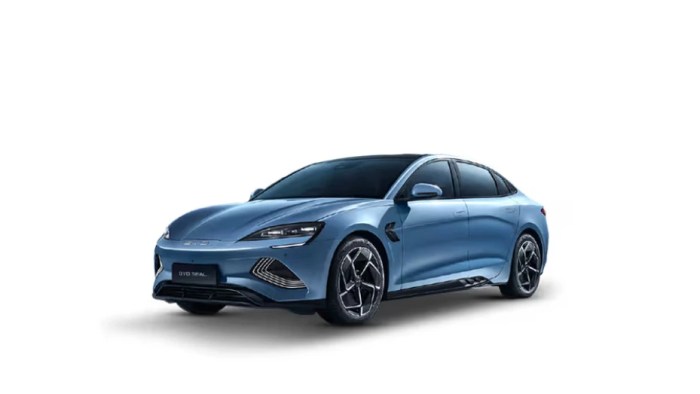 How Old to Get a Rental Car Age Requirements Explained How Old to Get a Rental Car Age Requirements Explained
