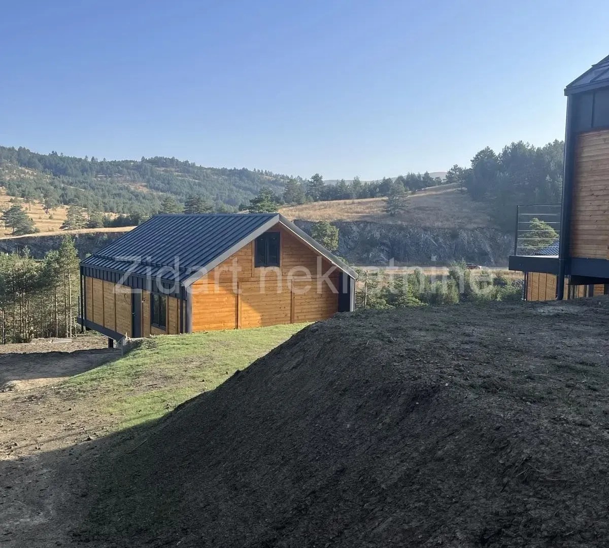 House for Sale, 90m2, Zlatibor Estitor
