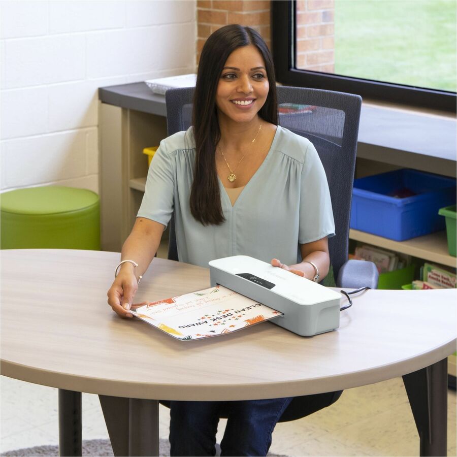 Fellowes Halo™ 95 Thermal Laminatorfor Home, School or Office with 10