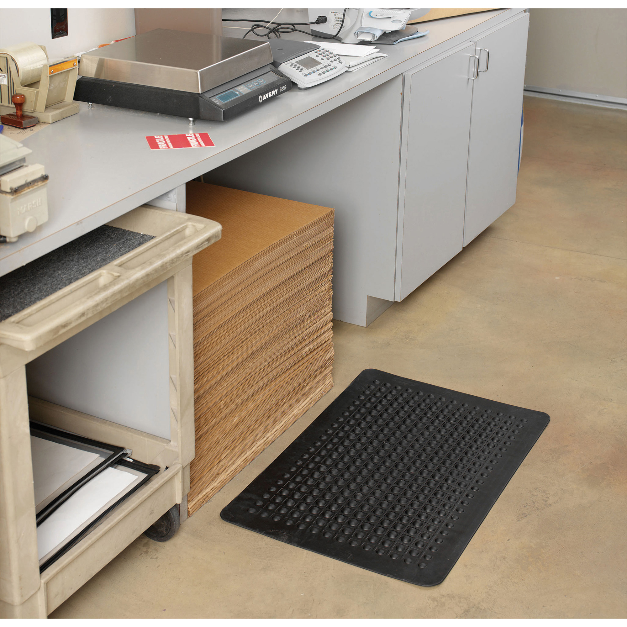 Guardian Floor Protection FlexStep Rubber AntiFatigue Mat SitStand