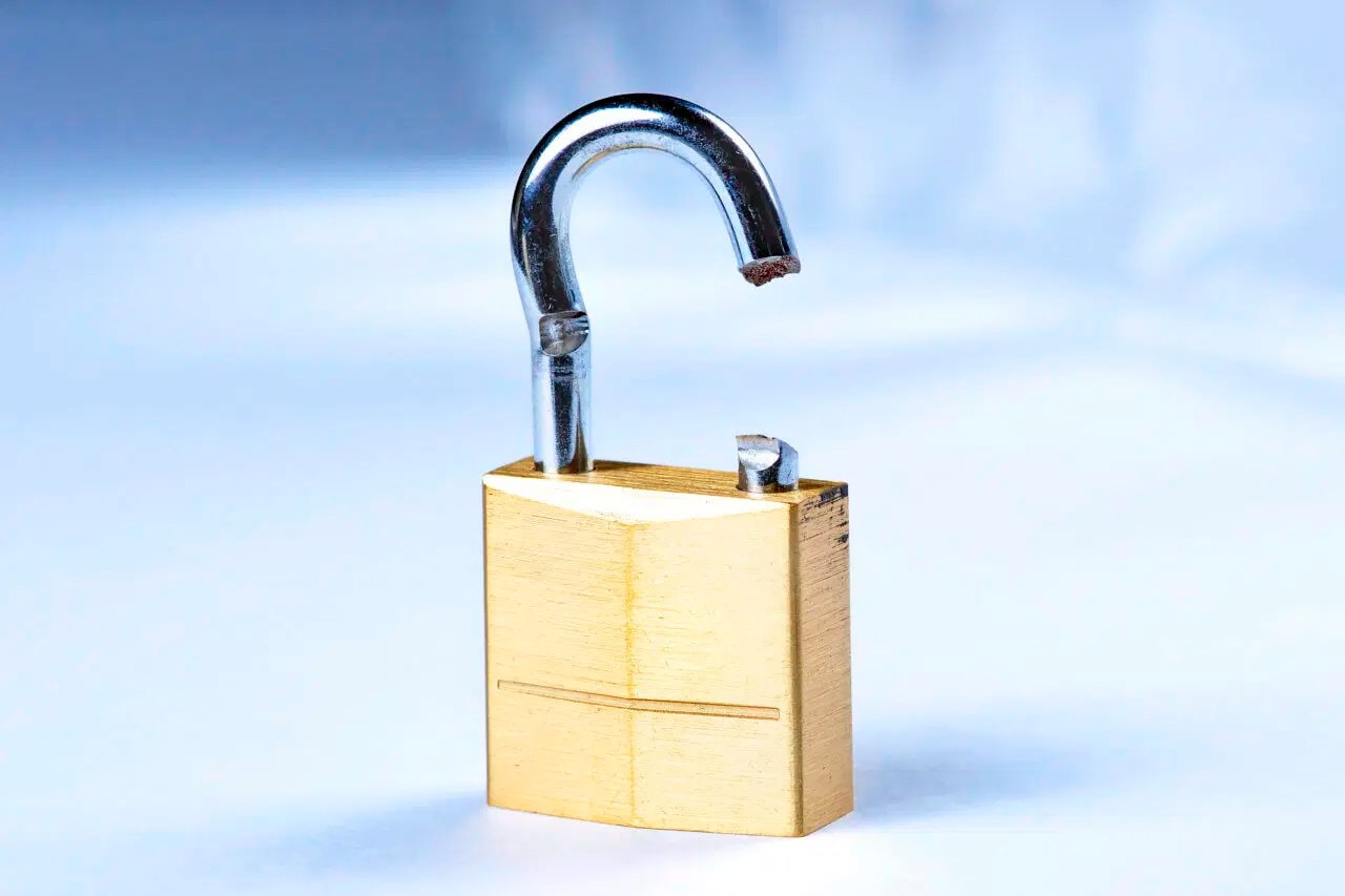 How to Break a Padlock or Unlock a Padlock Without a Key Faster Locksmith