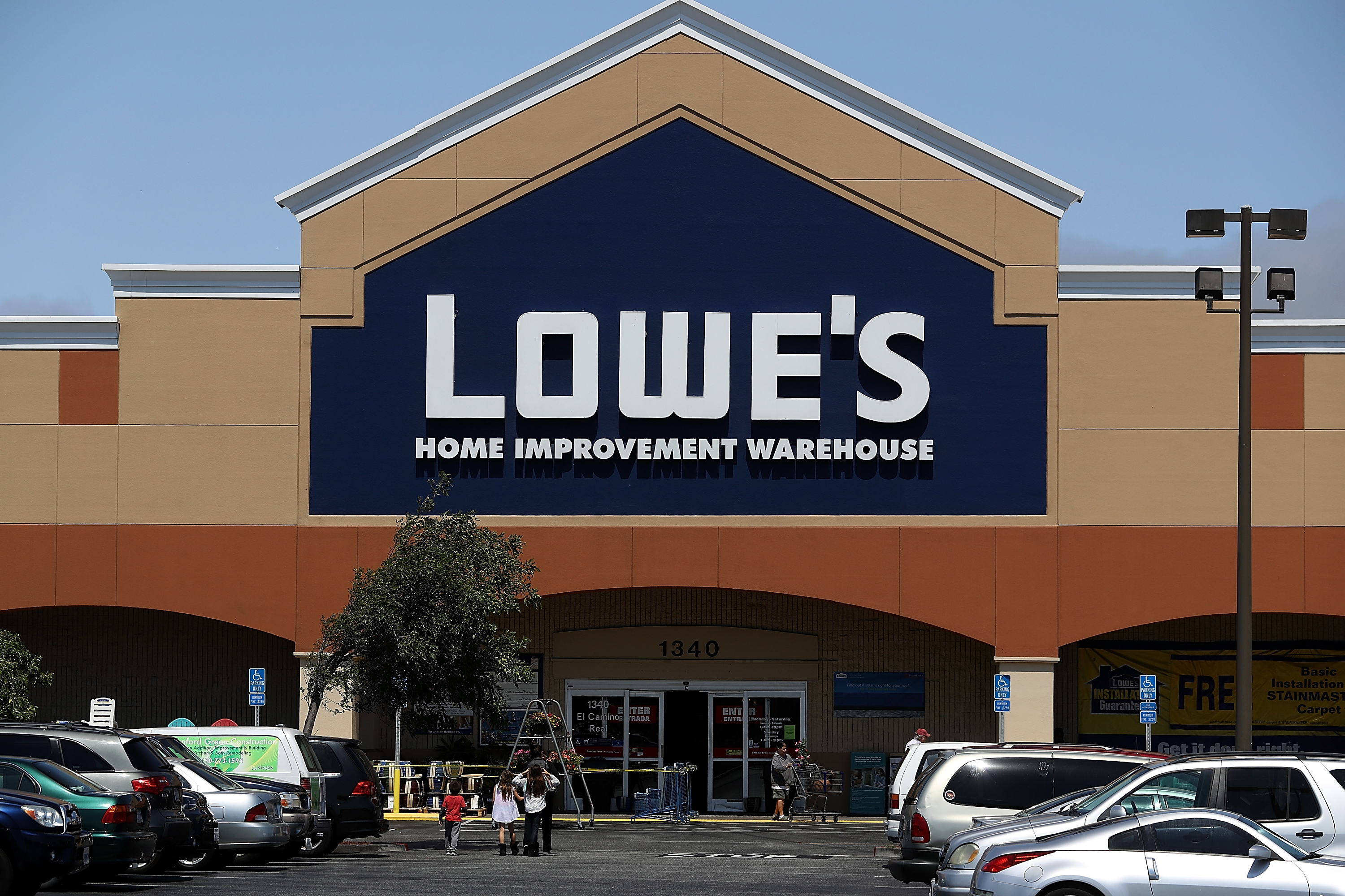 Lowe's Debuts New Virtual Reality Experience For Home Improvement | Fortune