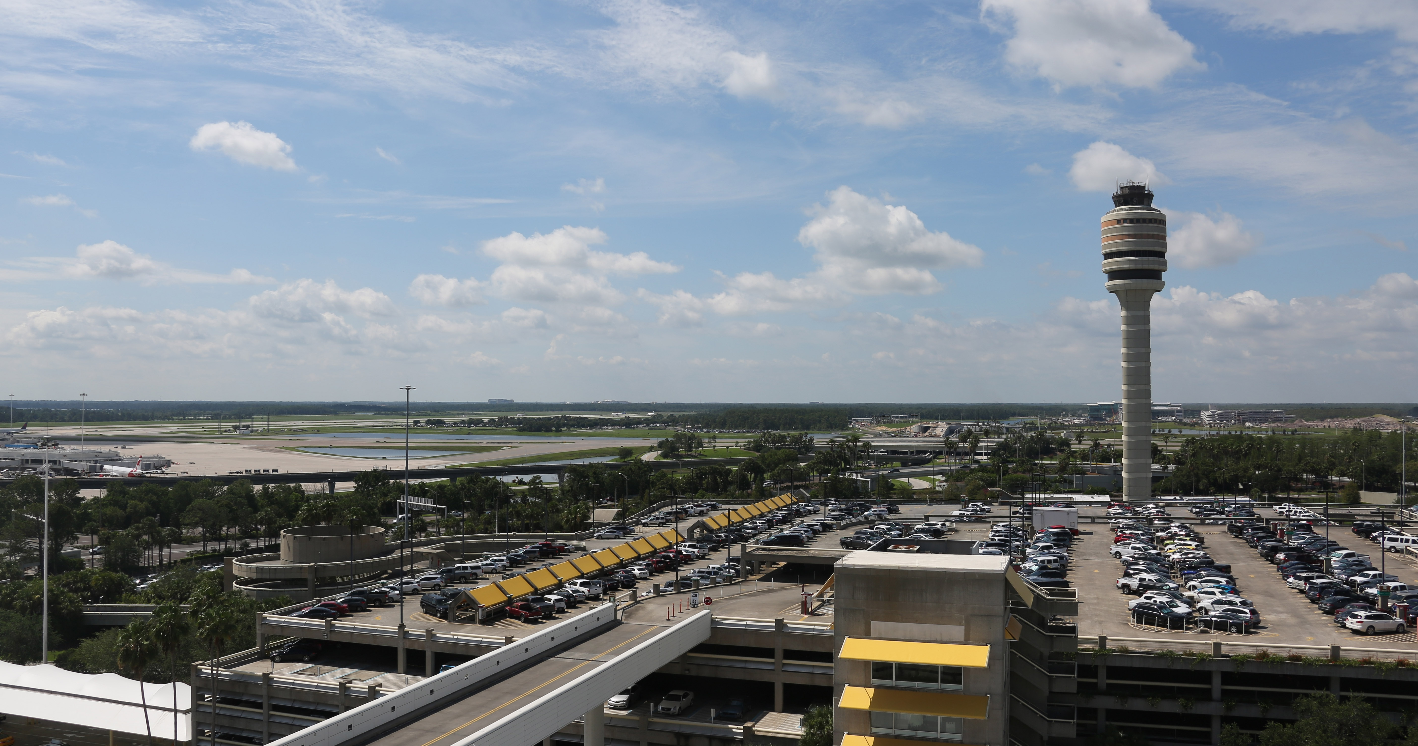 Orlando Airport Closure Battery Explosion Prompts Fears of Attack