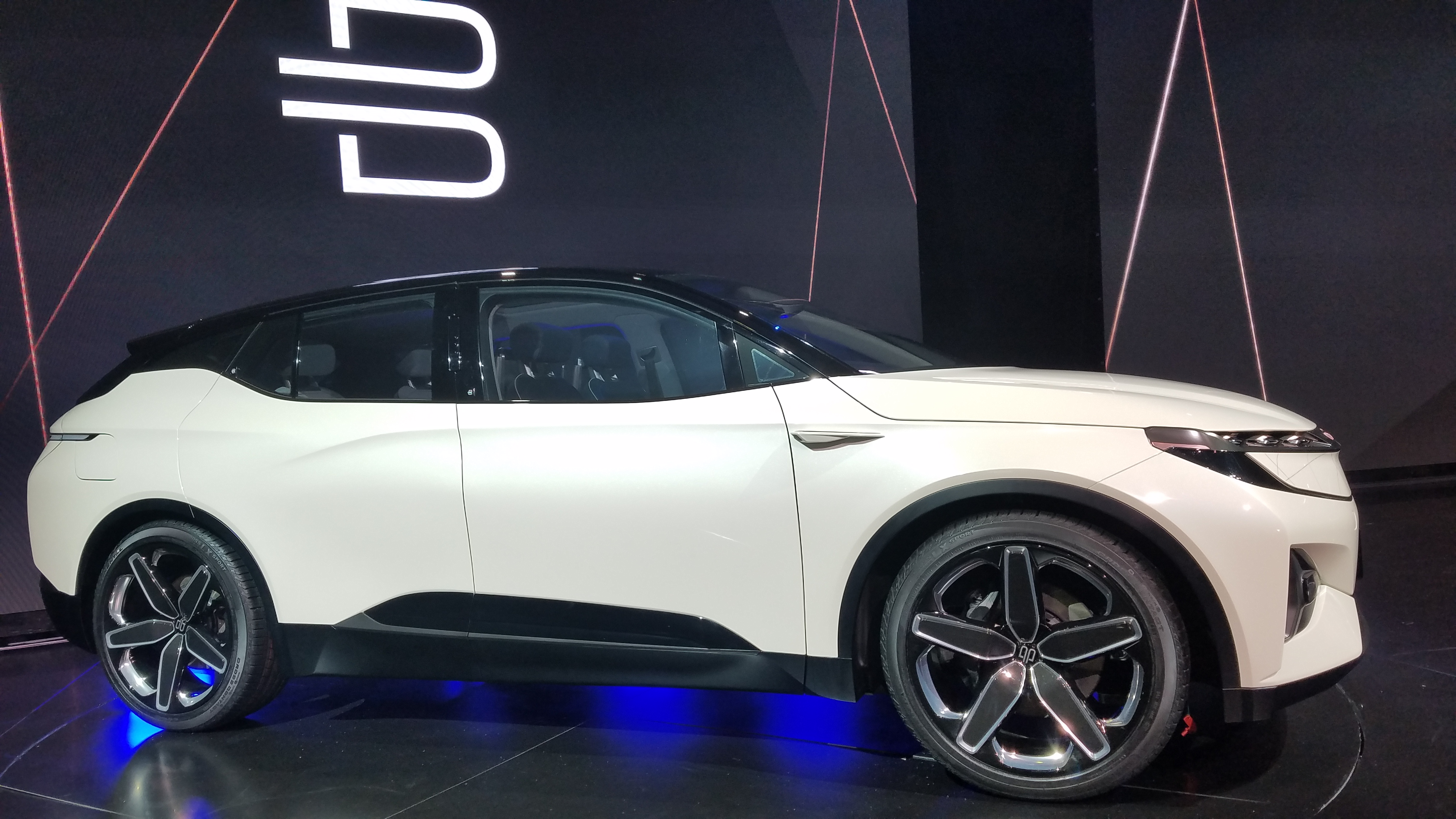 Electric Vehicle Startup Byton Raises 500 Million In Funding Fortune