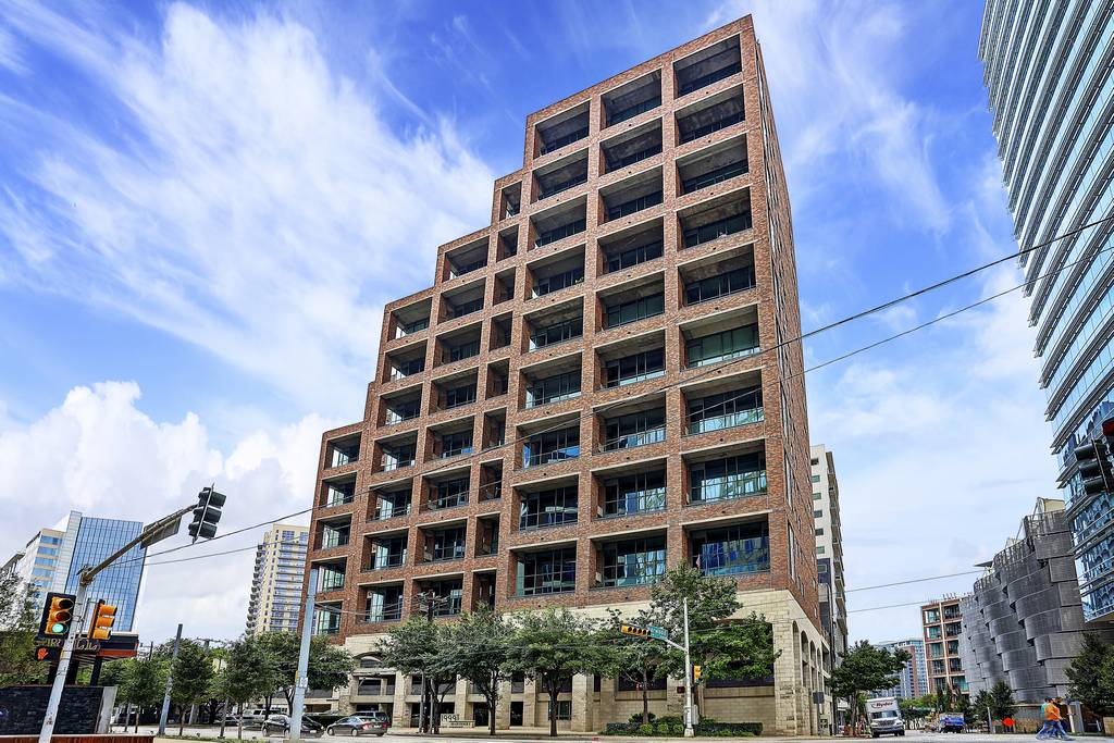 1999 McKinney Lofts Dallas, TX