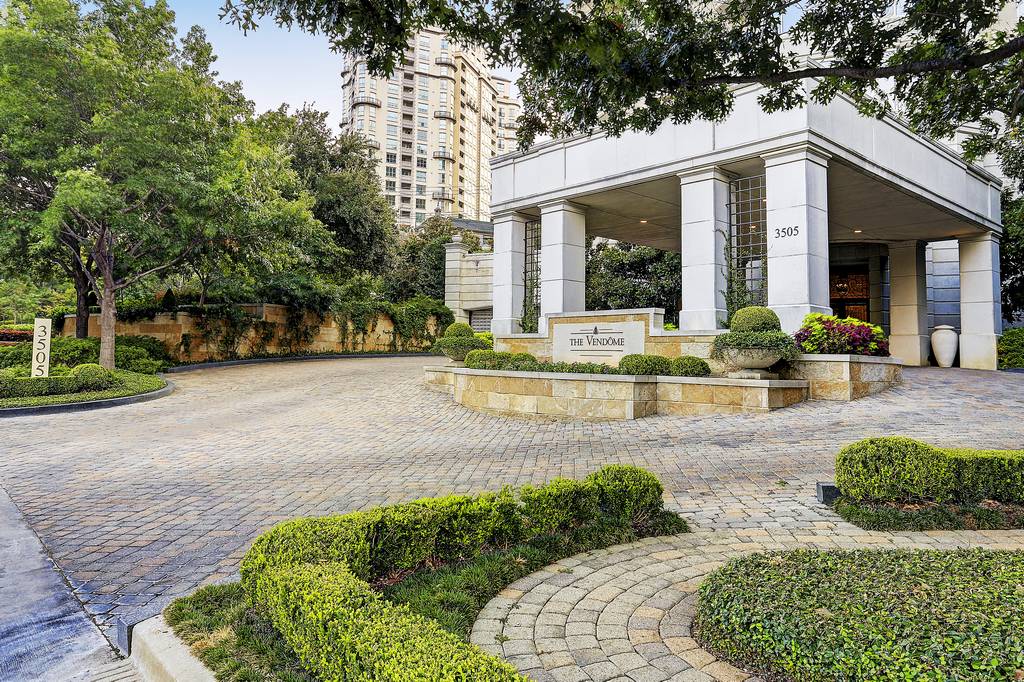 Vendome Condominiums Dallas, TX