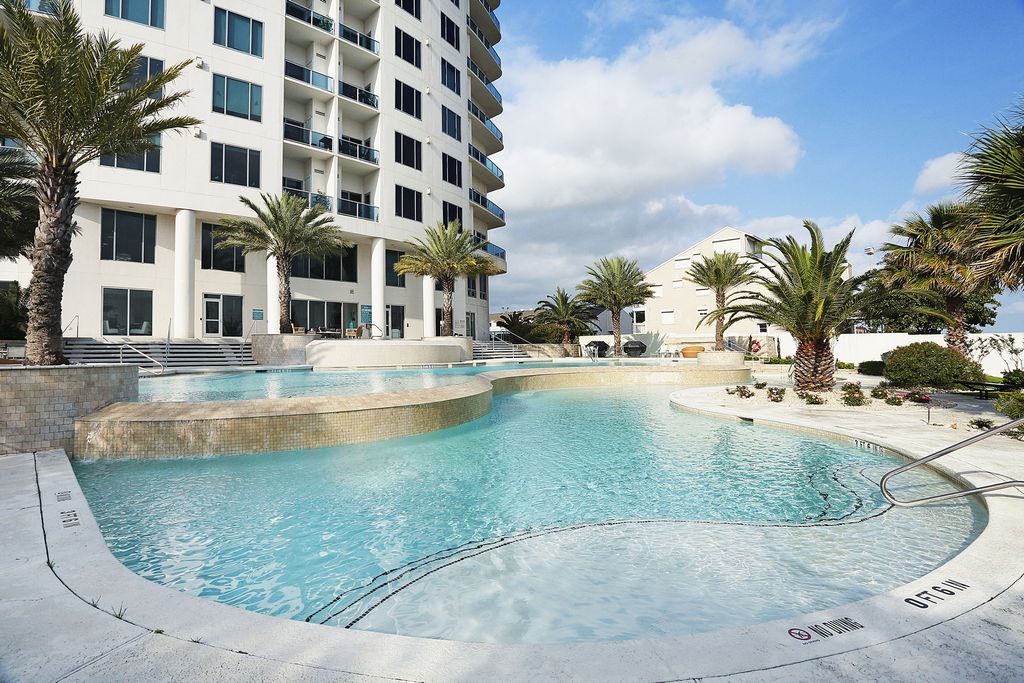 Endeavour Seabrook, TX