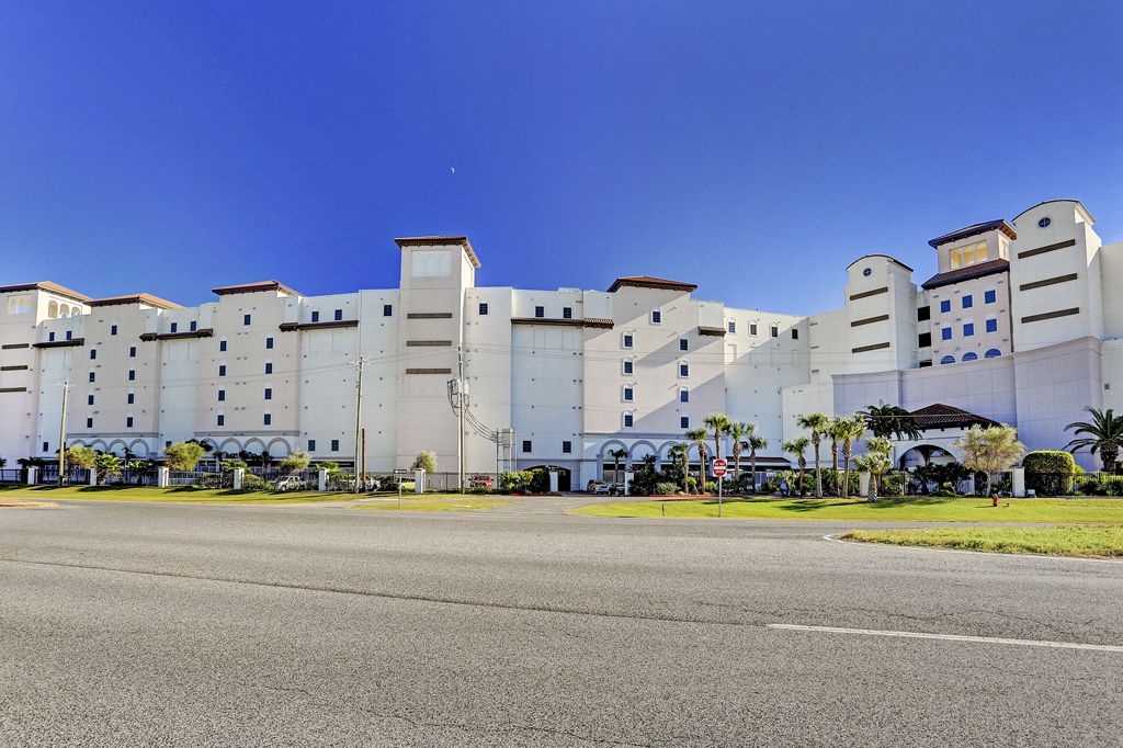 Diamond Beach Galveston, TX