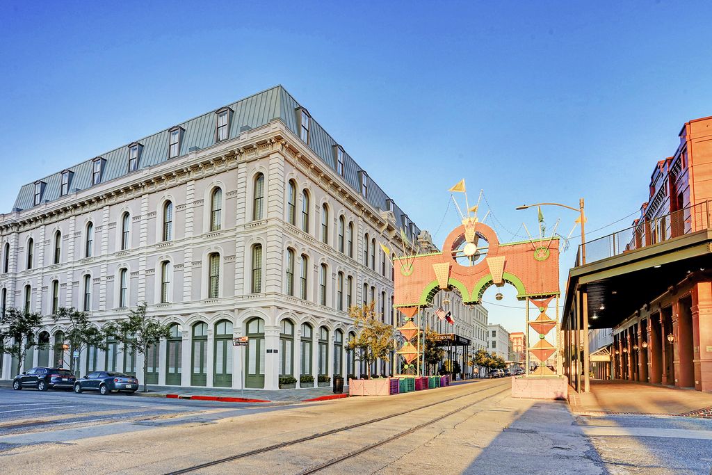 The Strand Lofts Galveston, TX