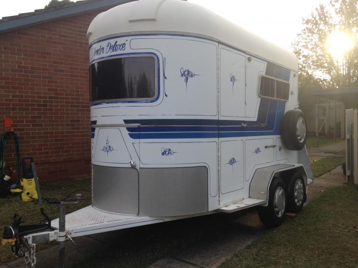 Floats & Accessories s Transport & Vehicles Horsezone Page 1