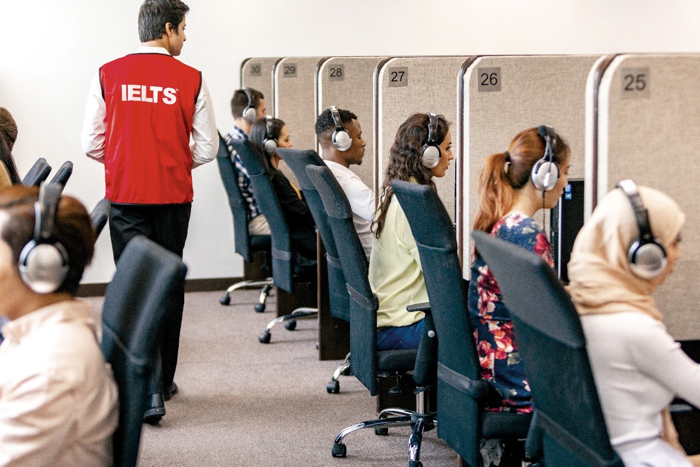 Take the official IELTS Test at any ILSC Toronto, Mississauga, Brampton, Kitchener and Thunder Bay
