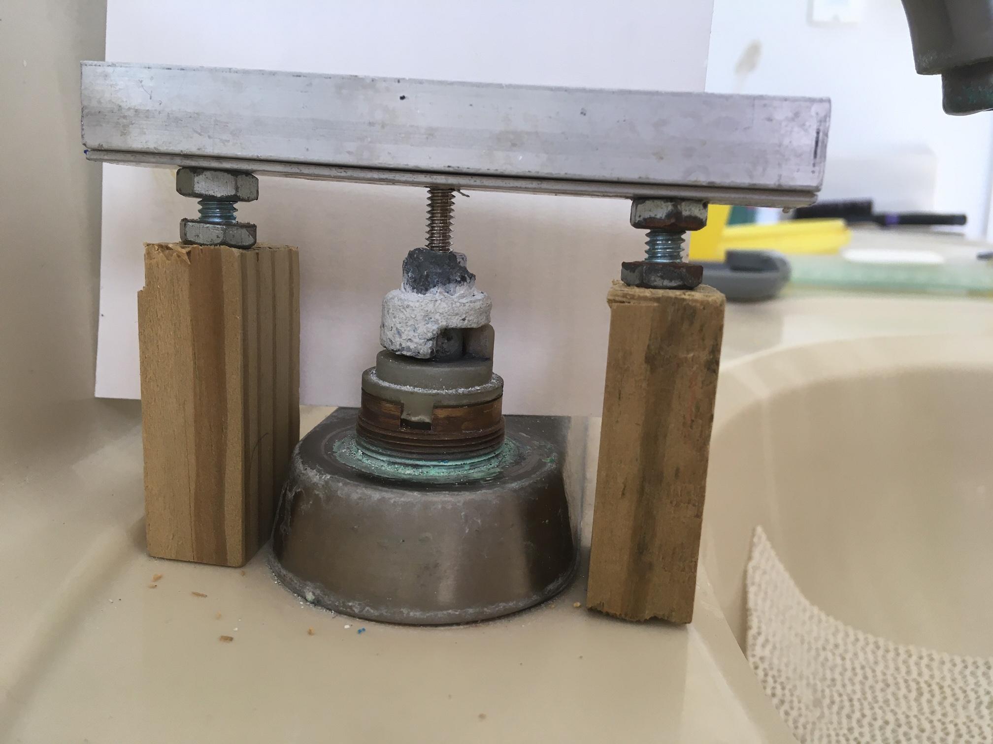 How to Remove a Stuck Faucet Cartridge 3 Steps Instructables