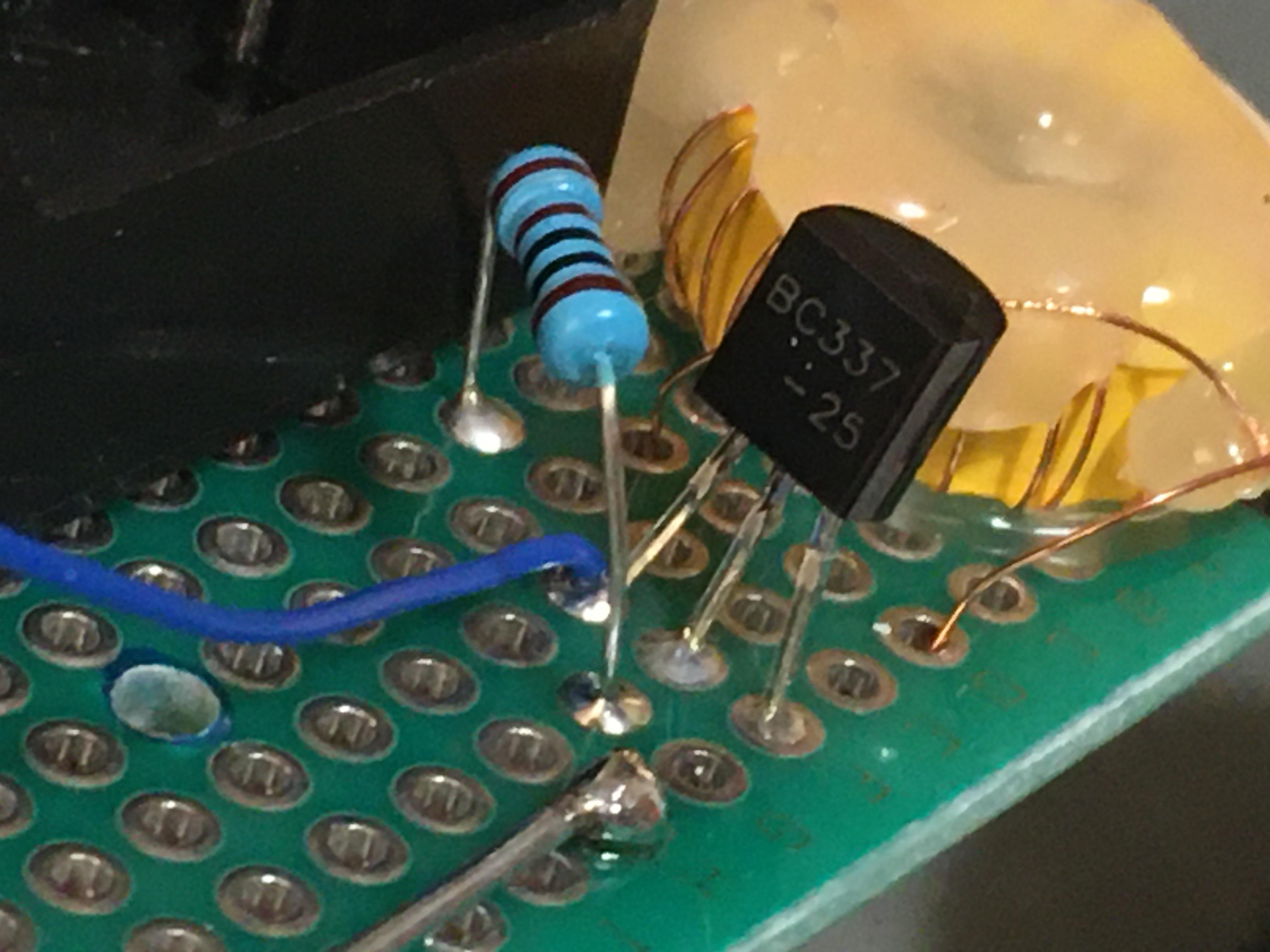 Relaxing/emergency Lamp With One AA Battery Joules Thief 9 Steps