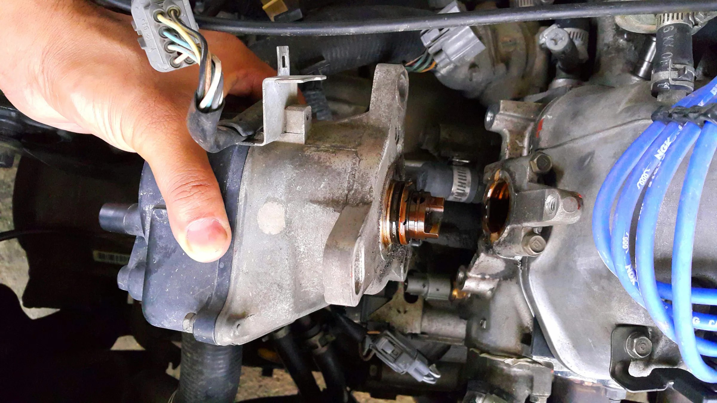 Replacing the Distributor Without Using a Timing Light (Honda Civic