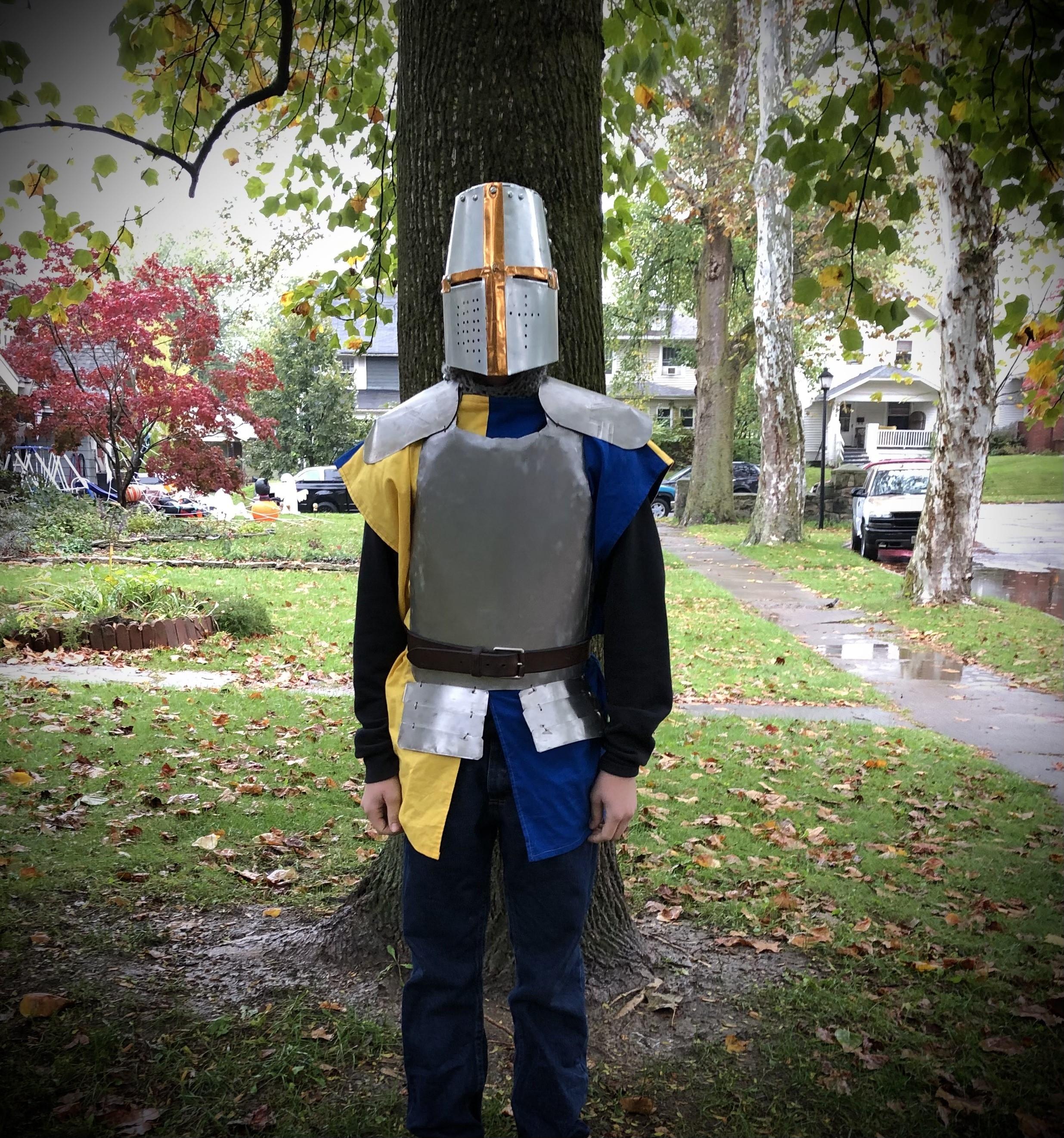 Homemade Knight Costume 5 Steps Instructables