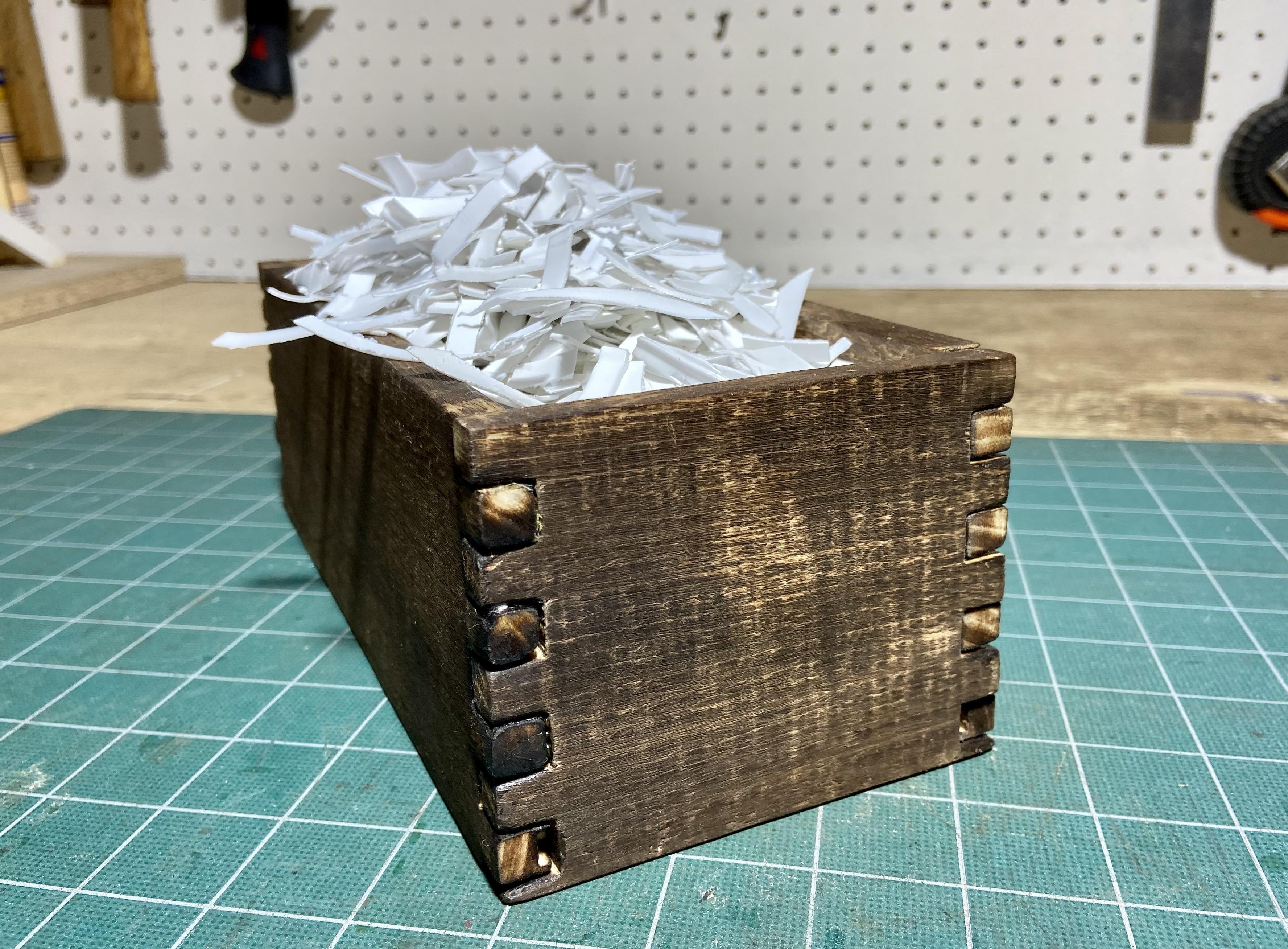 Box (Finger) Joint Jig Made With Recycled Plastic (2 HDPE) 5 Steps
