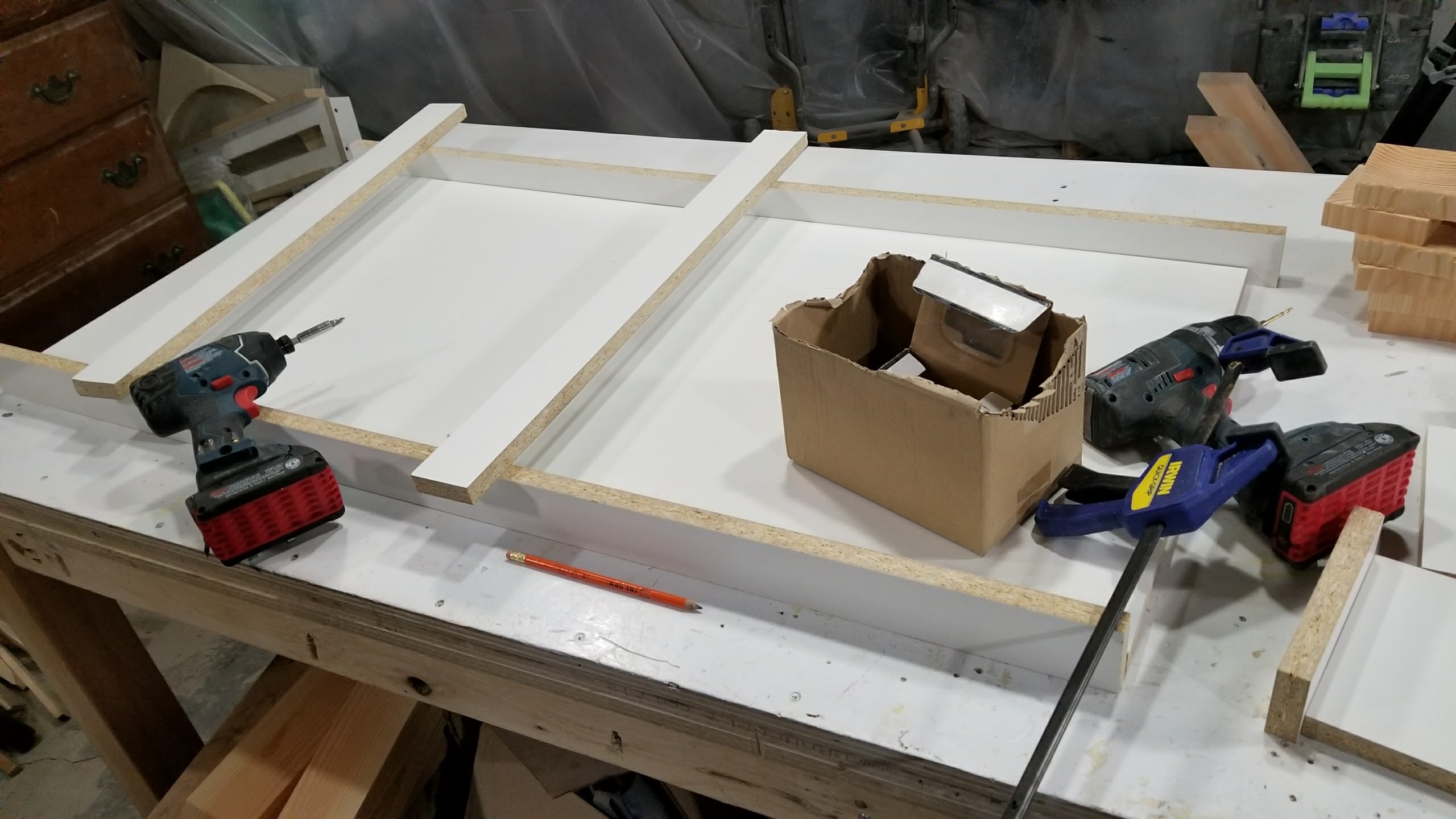 Make a "Marble" Table From Concrete W/ Torched Wood Base 9 Steps