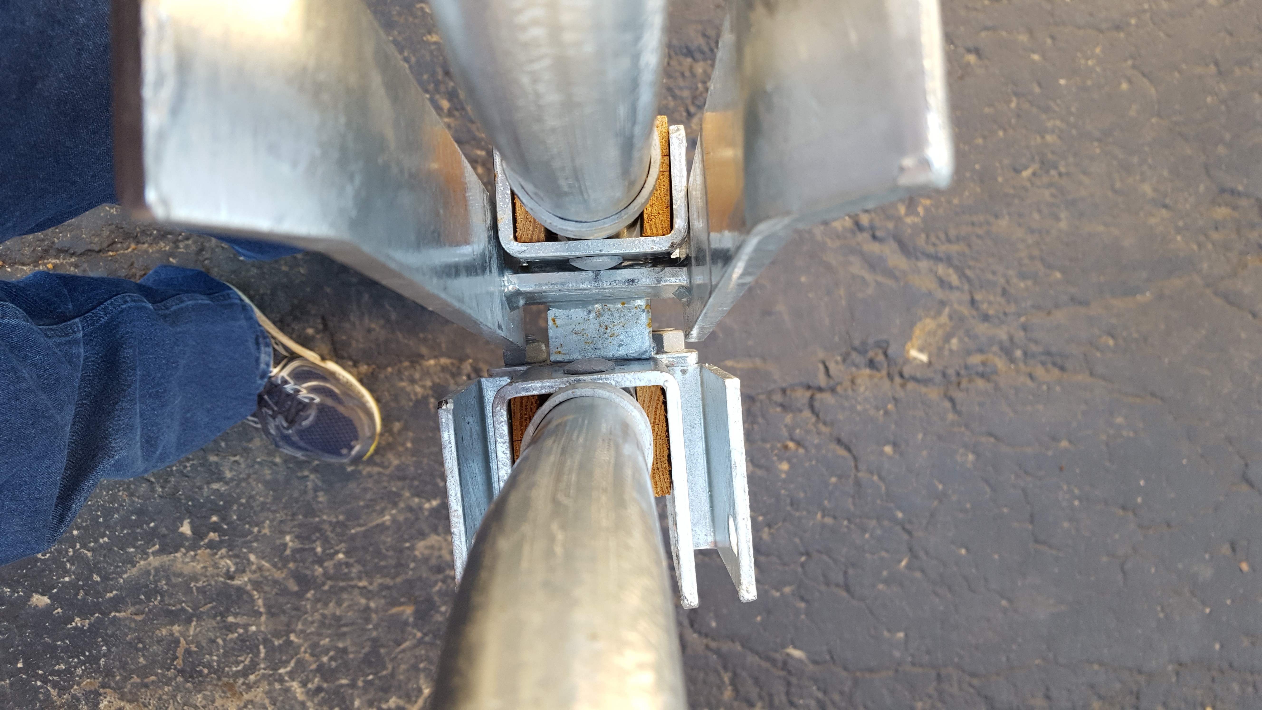 DogProof Chain Link Fence Double Gate Latch 4 Steps Instructables