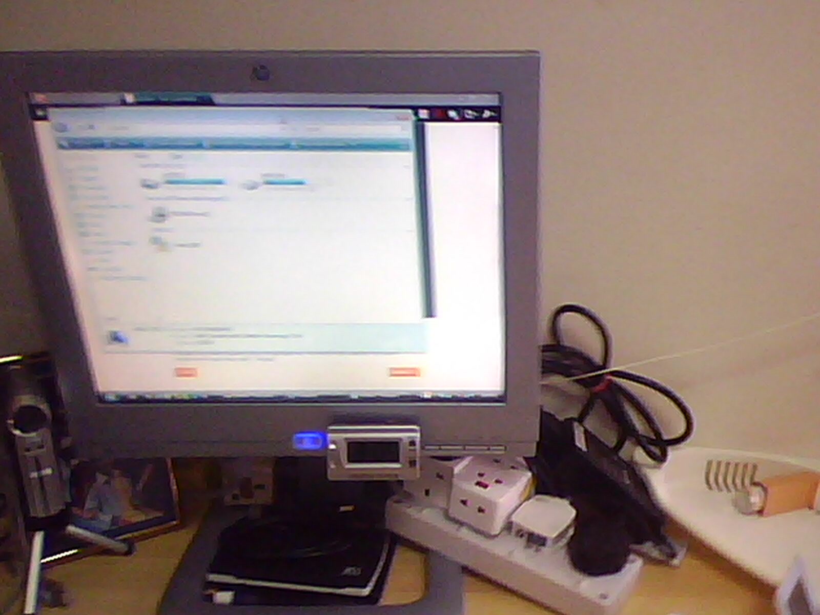 Turn Your Broken Laptop Into a Desktop Instructables