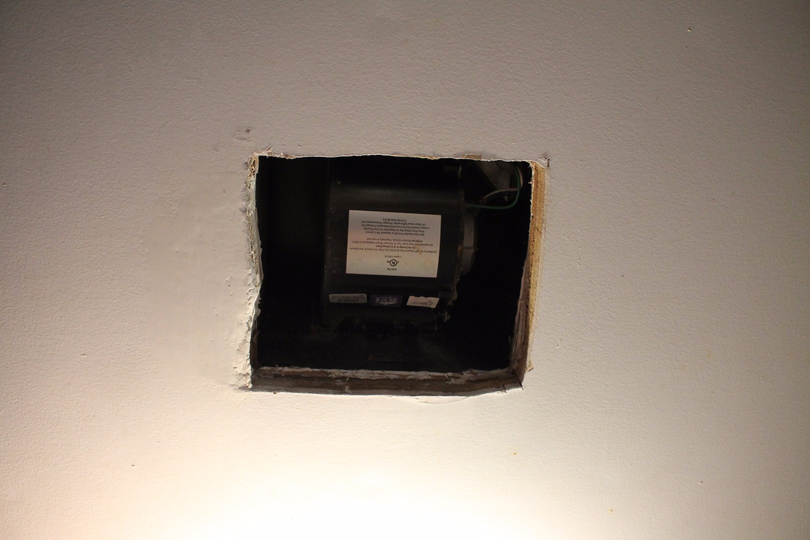 Replacement Bathroom Fan Cover : 4 Steps (with Pictures) - Instructables