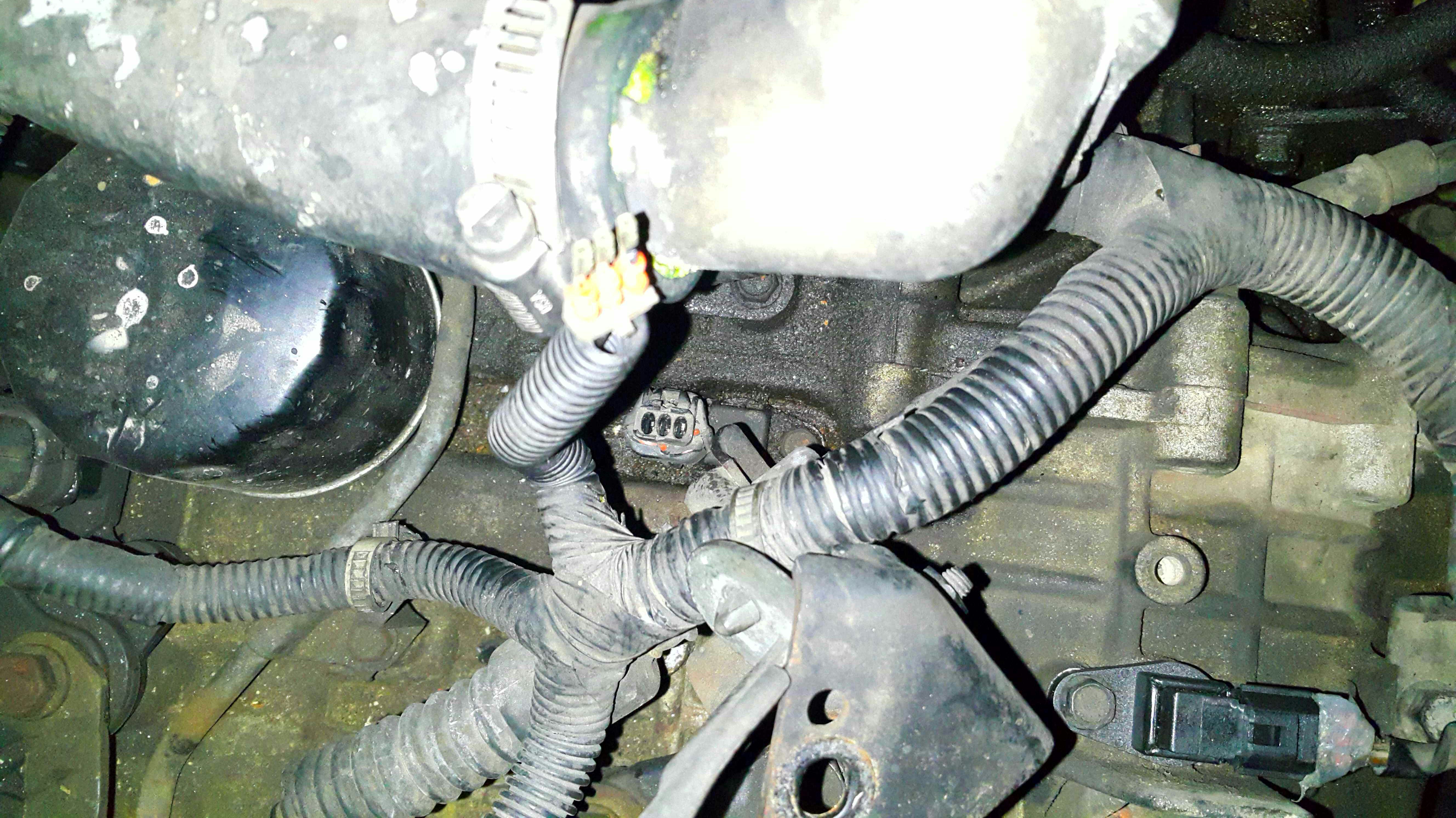 Replacing Transmission Speed Sensors (Hyundai Trajet/sonata) 5 Steps