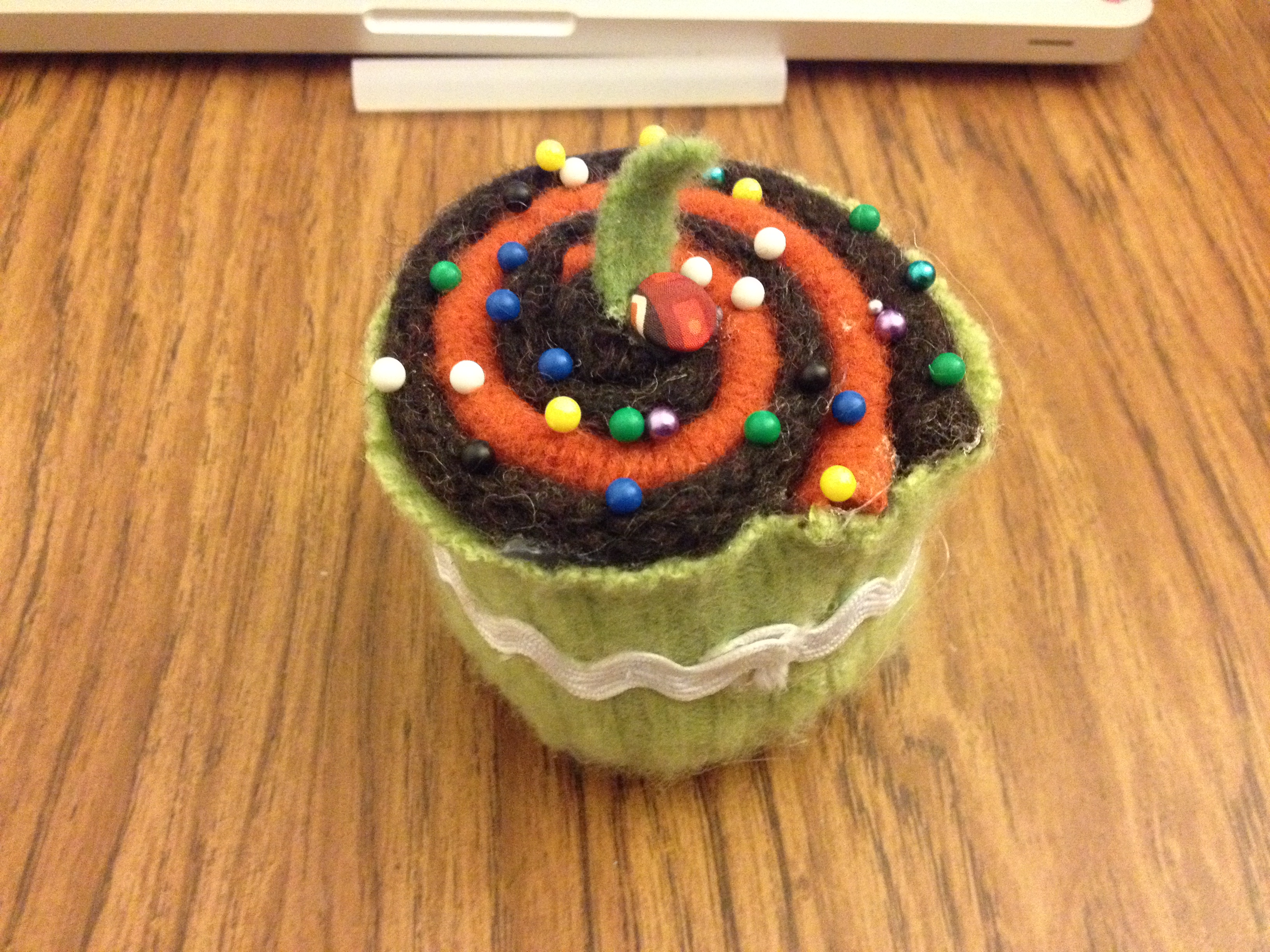 Cupcake Pin Cushion 4 Steps Instructables