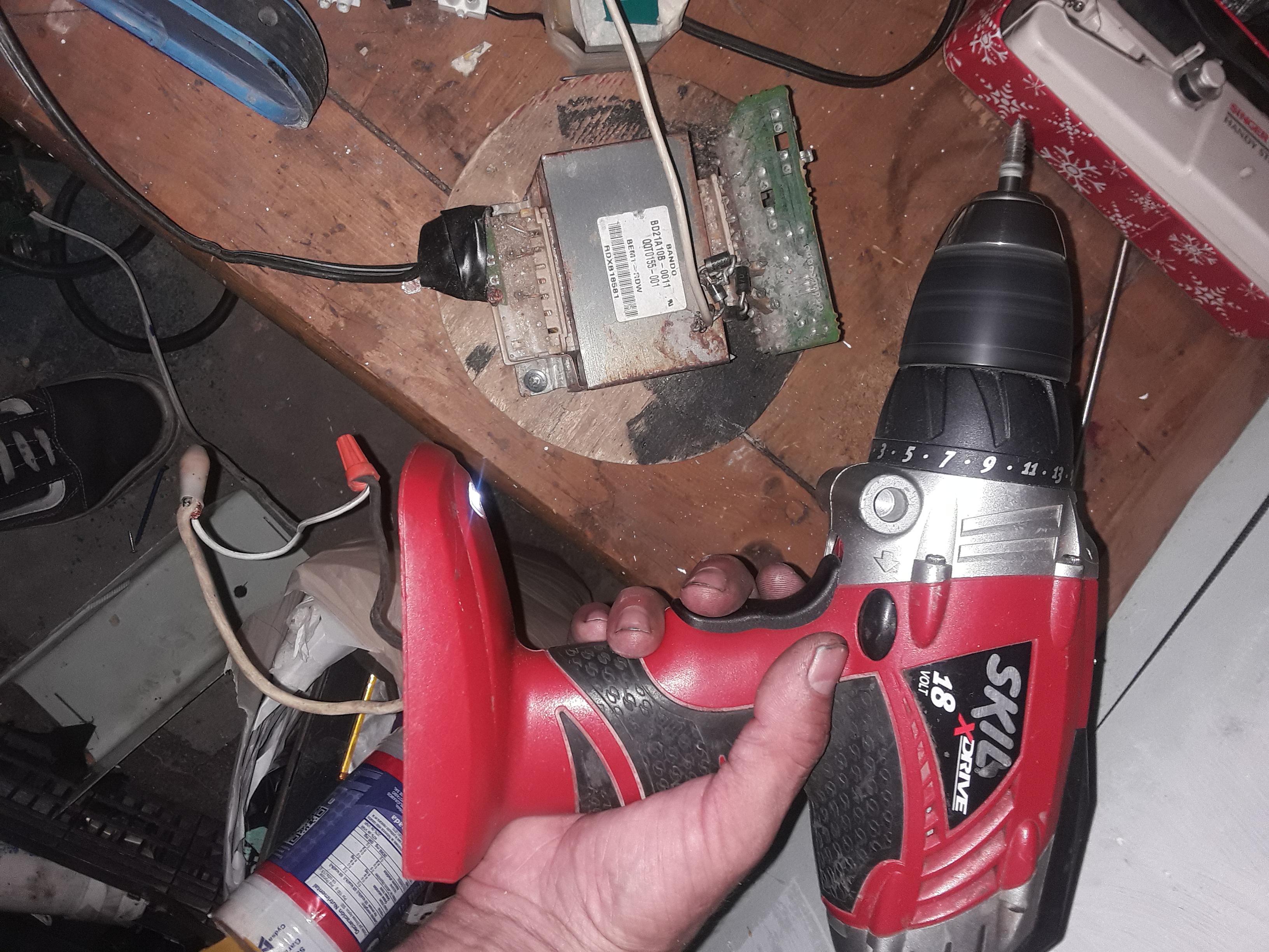 Battery Powered Drill Mod Power Source 3 Steps Instructables