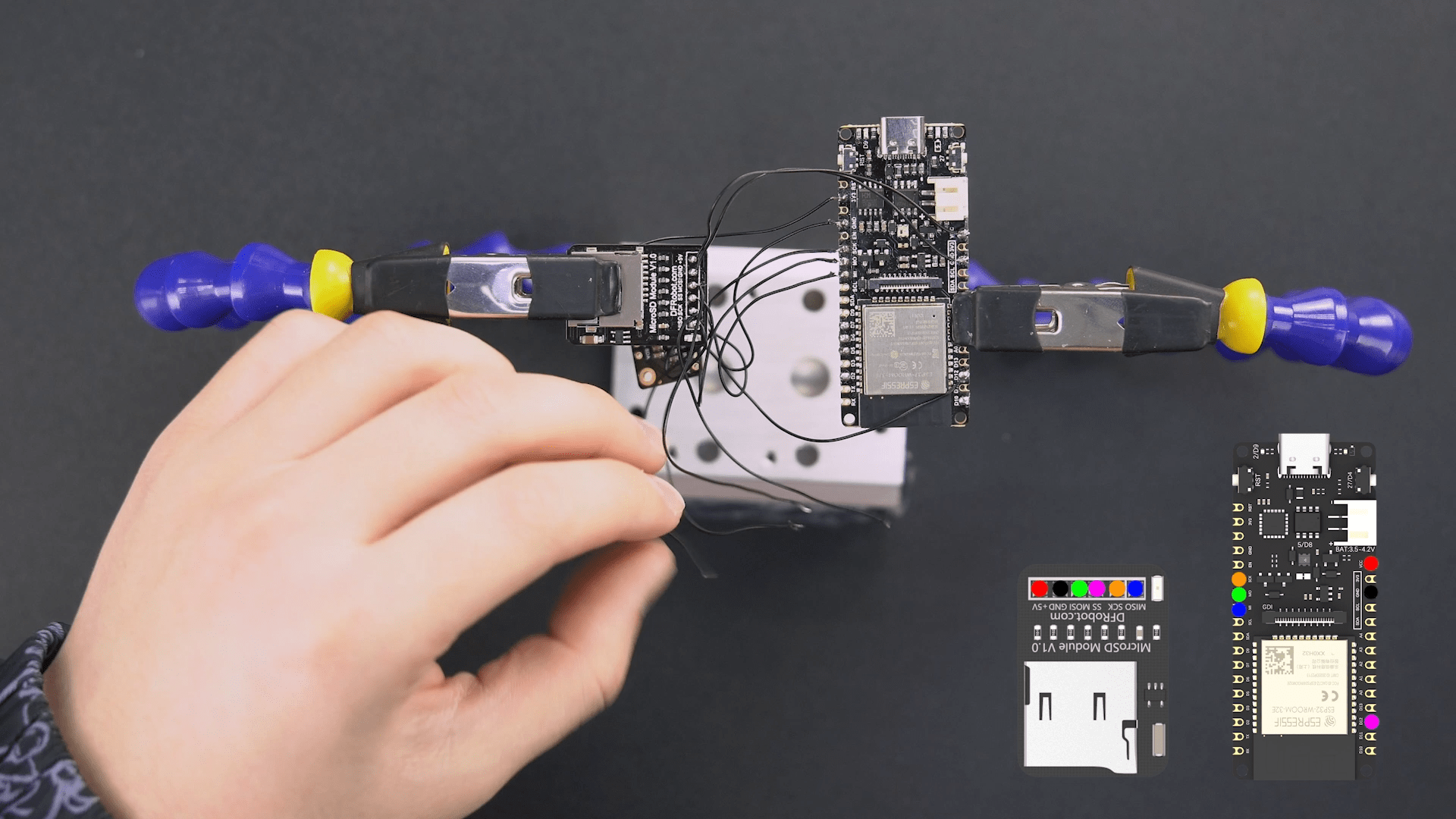 DIY a Simple Threeaxis Accelerometer Data Logger 6 Steps Instructables