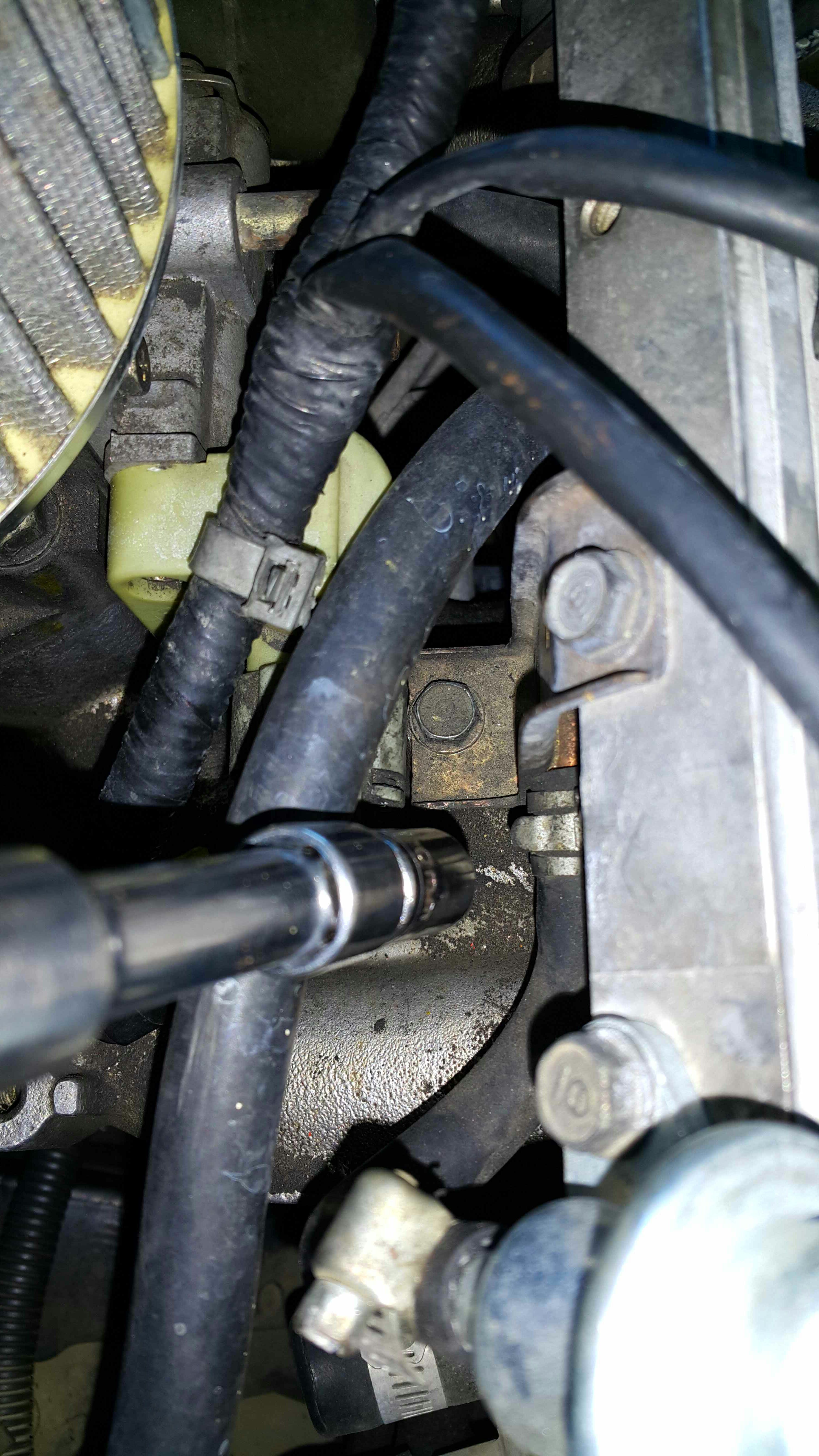 Replacing Fuel Injectors (Honda Civic 1999 D15B) 6 Steps (with Pictures) Instructables