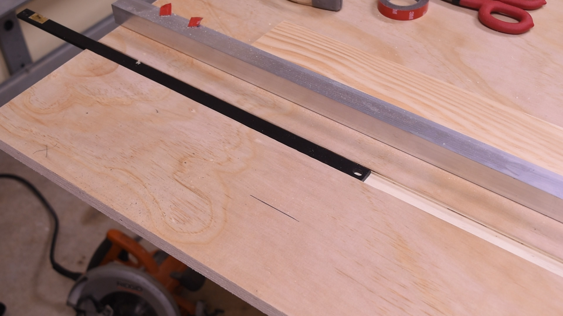 How to Make a Track Saw Guide for a Circular Saw 8 Steps (with