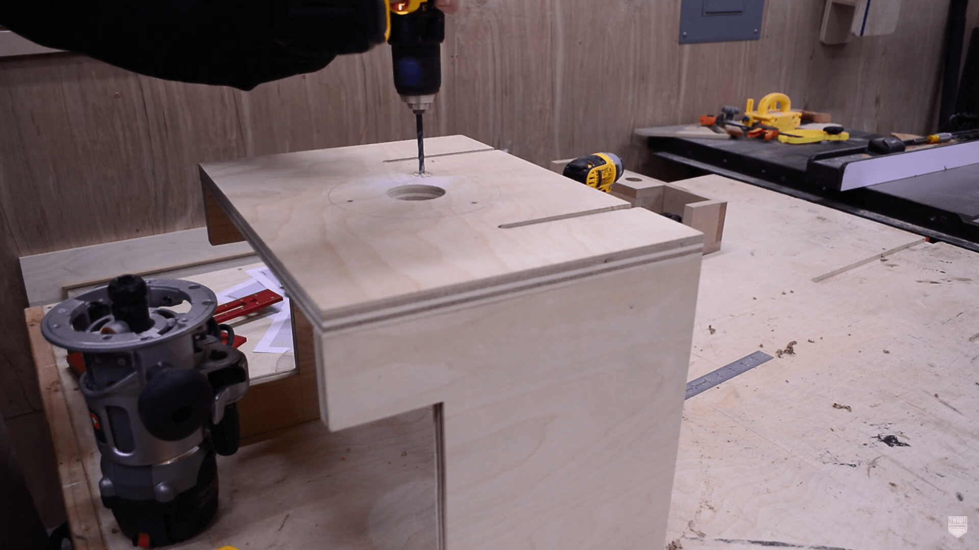 How to Build a Portable Router Table DIY Woodworking Shop Project