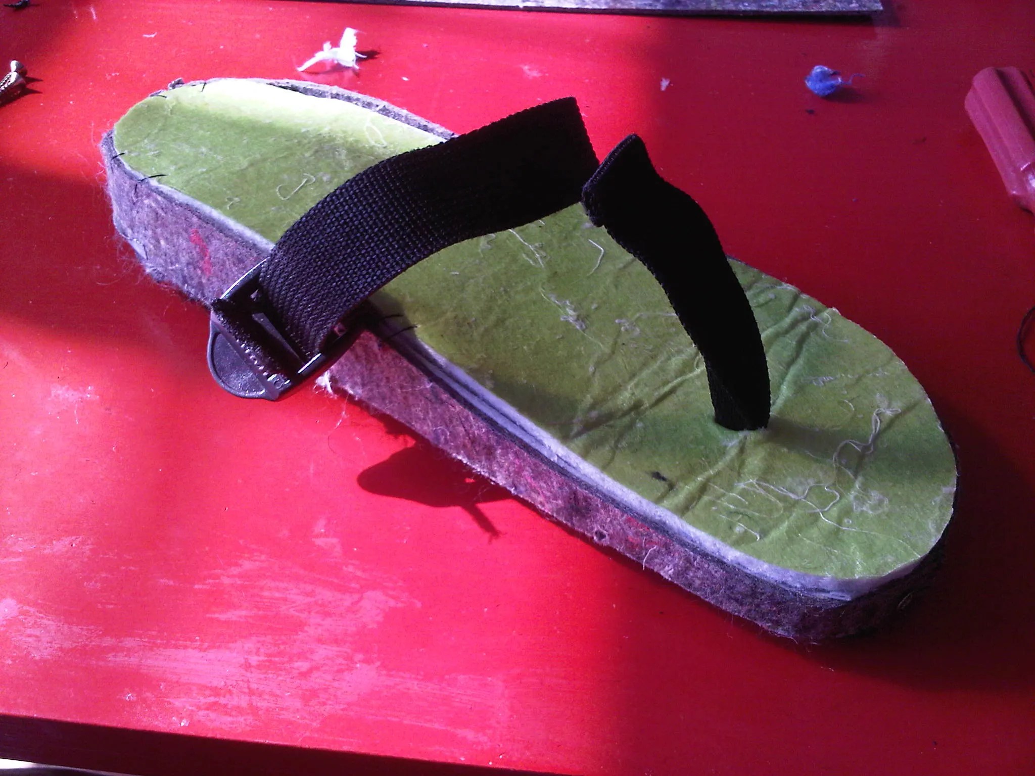 Awesome DIY Flipflops From Recycled Fabric 9 Steps (with Pictures