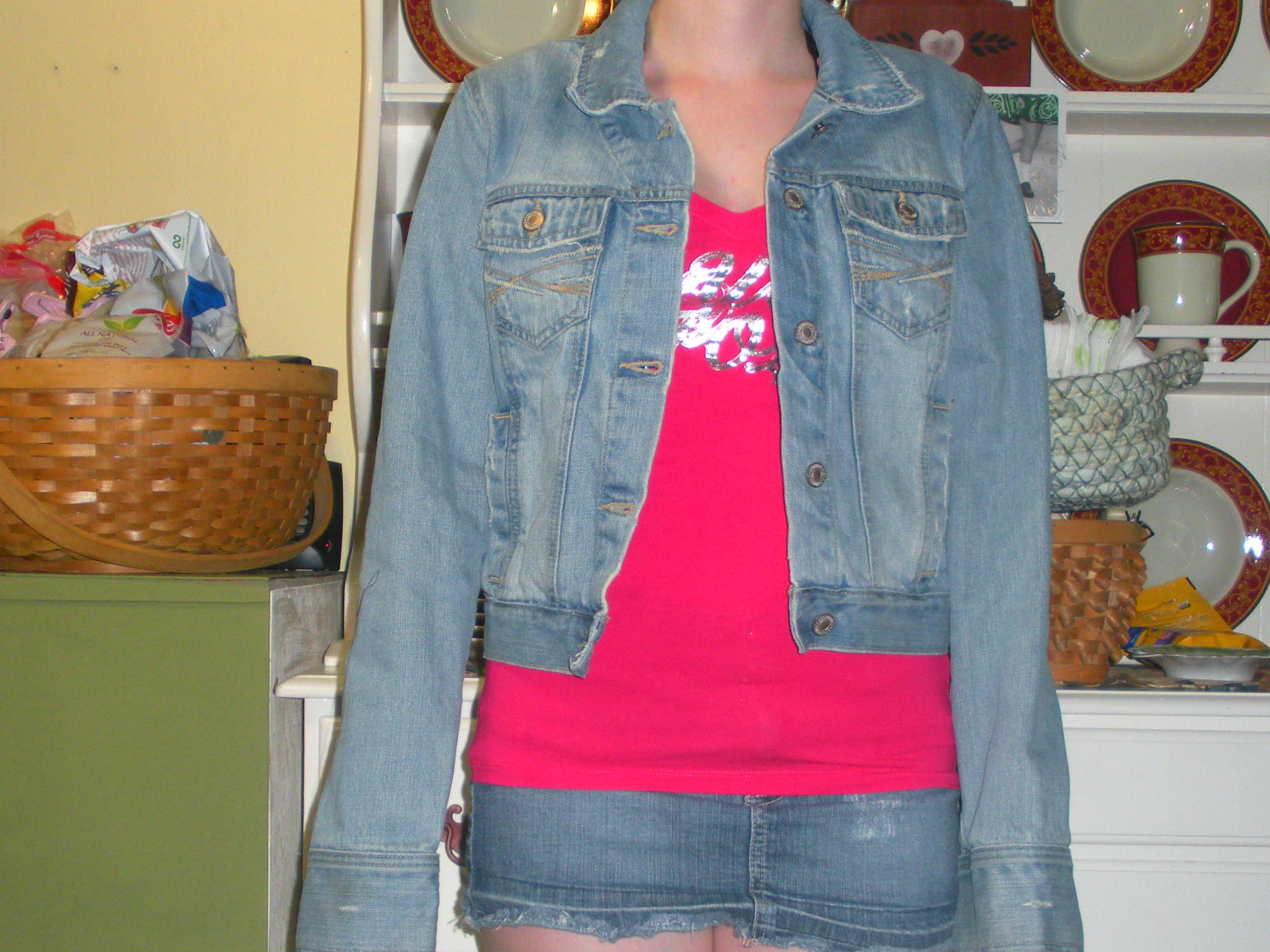 Transform a Frumpy, Old Denim Jacket Into a Cute NOSEW Bolero 4