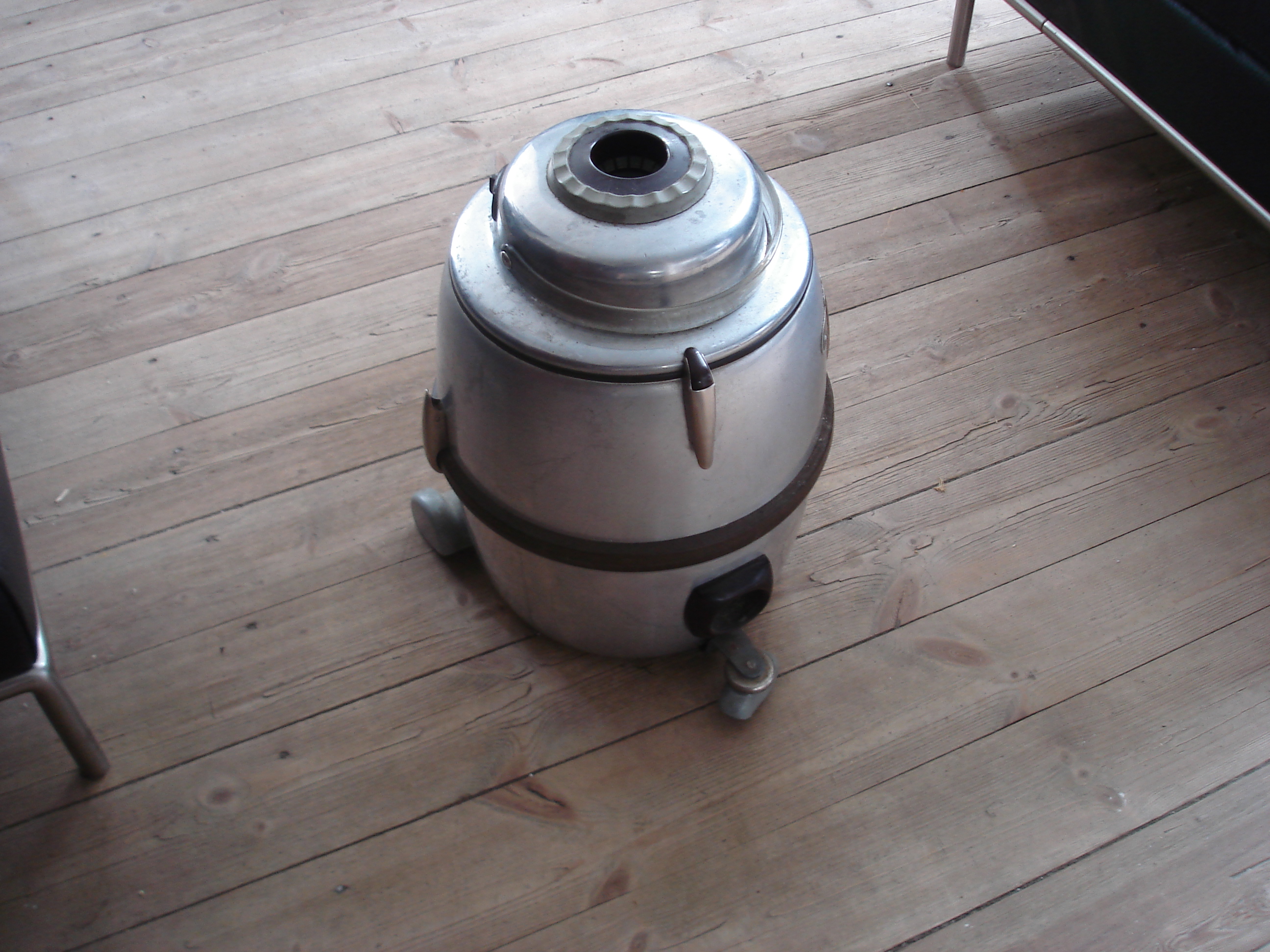 DIY Cheap Bagless Vacuum Cleaner 8 Steps Instructables