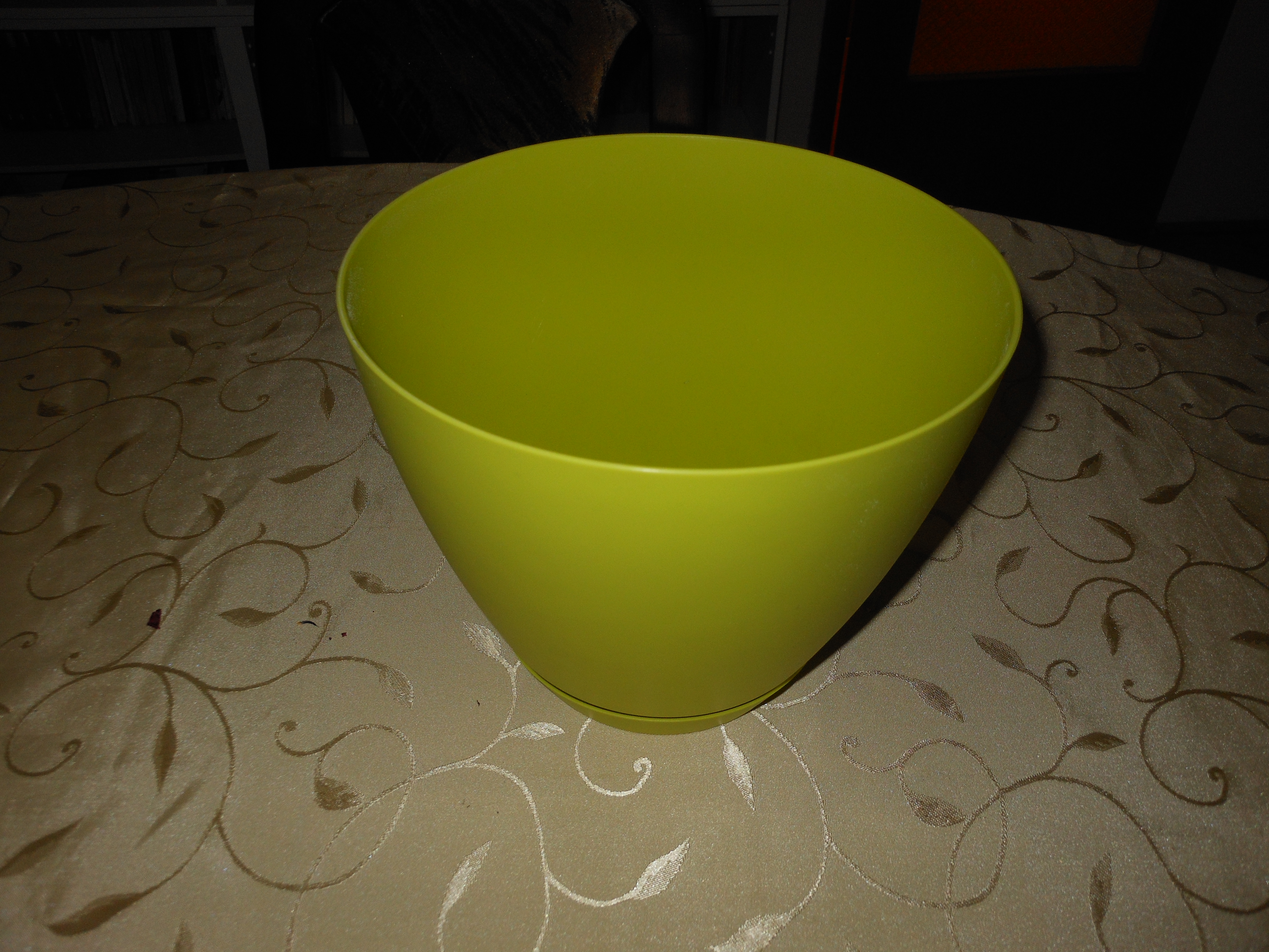 Hanging Light Green Flower Pot 4 Steps Instructables