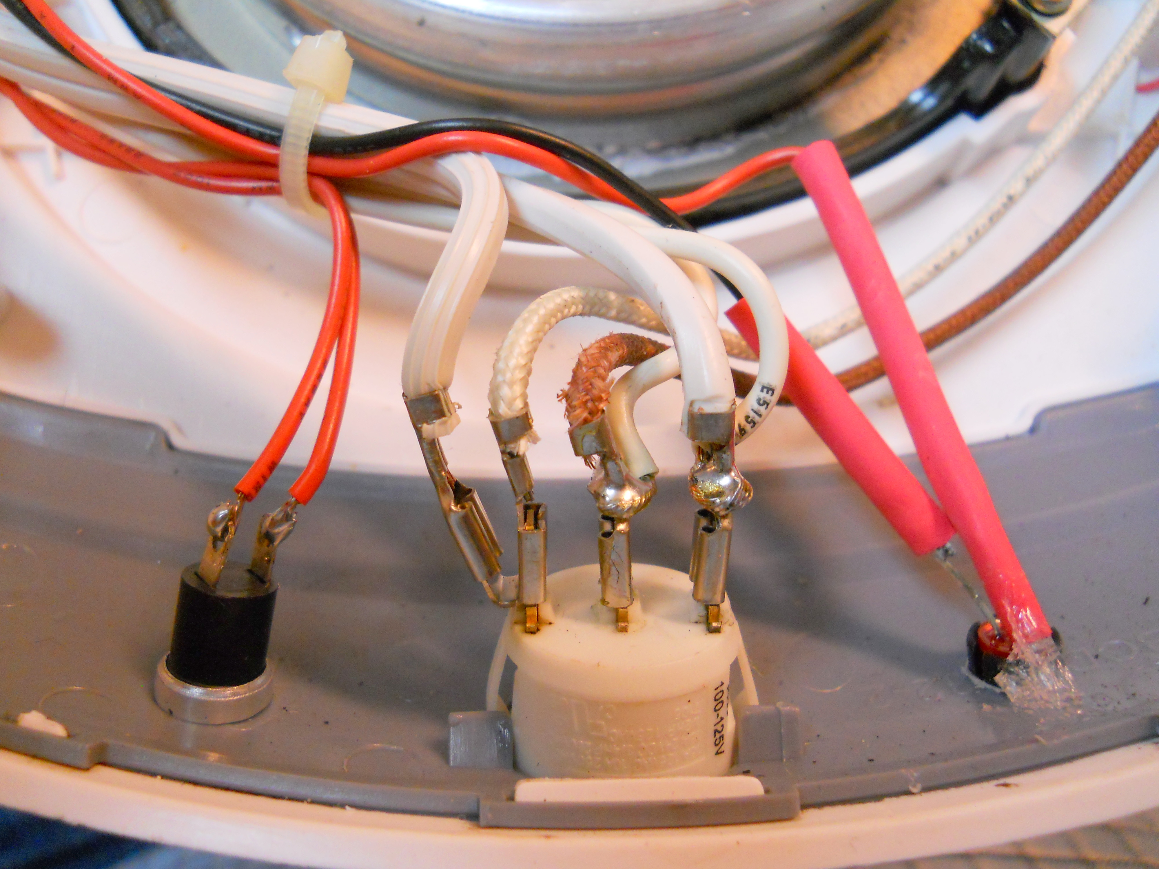 The "Feel Like a Queen Coffee Machine" 13 Steps (with Pictures