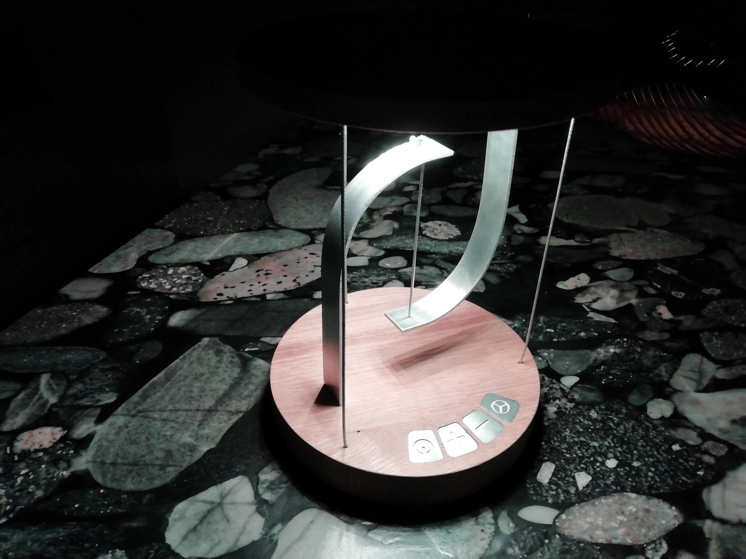 Modern Tensegrity Lamp : 14 Steps (with Pictures) - Instructables