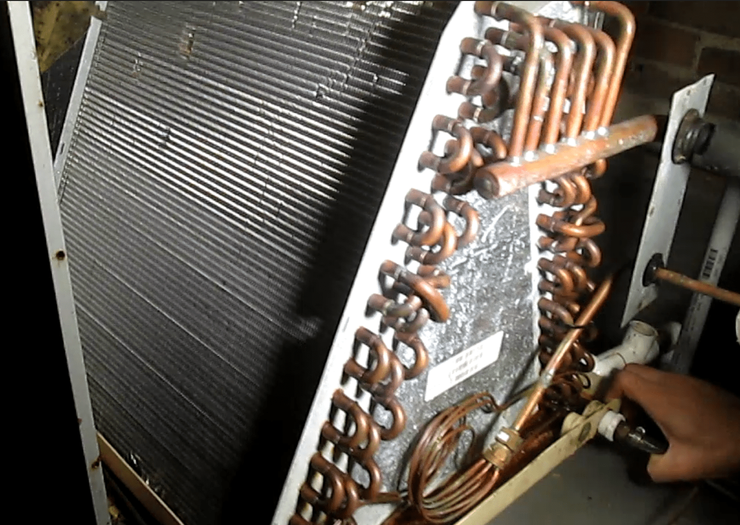 How to Fix an Air Conditioner Water Leak 4 Steps Instructables