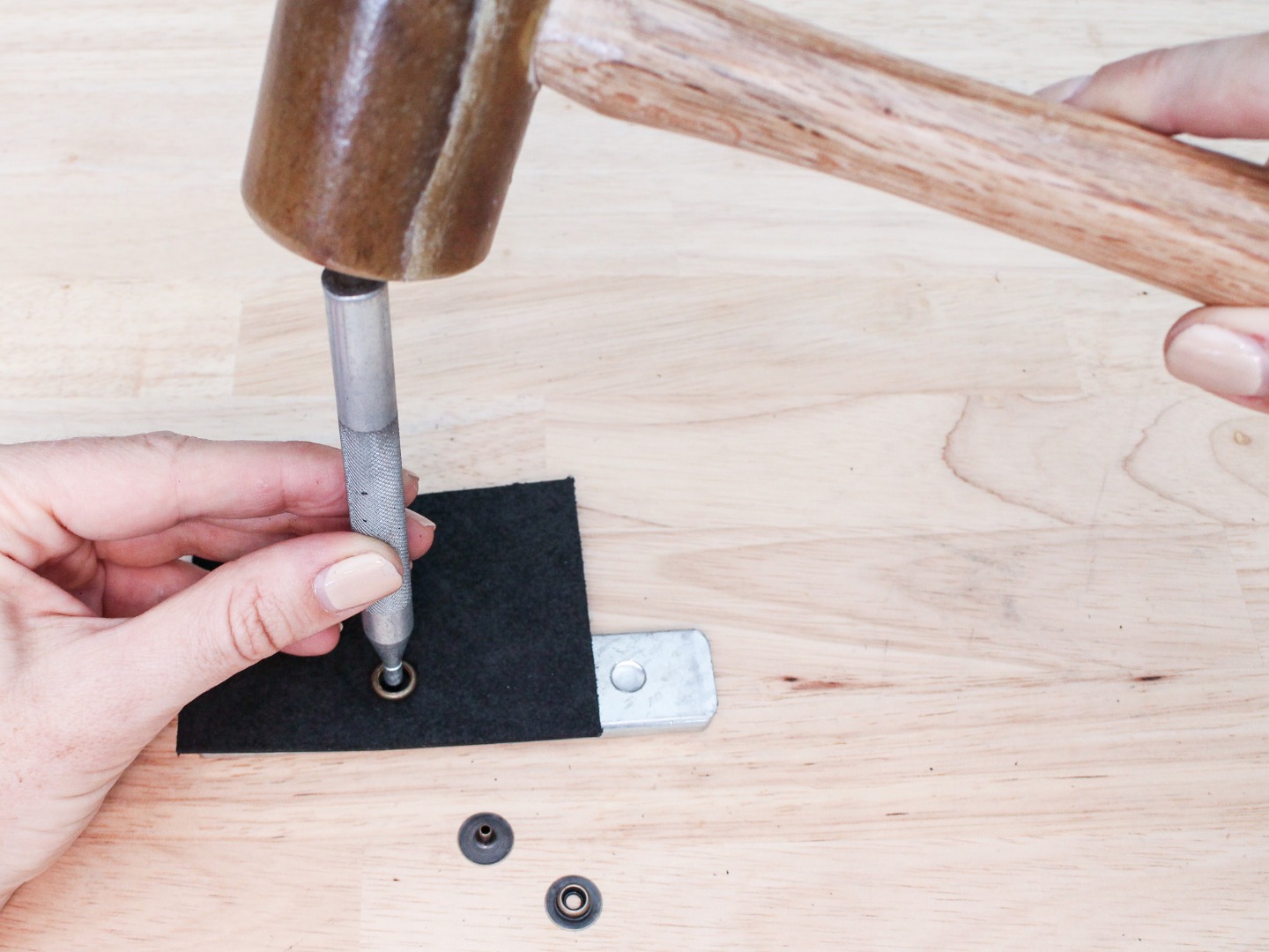 Leather Hardware Snaps 5 Steps Instructables