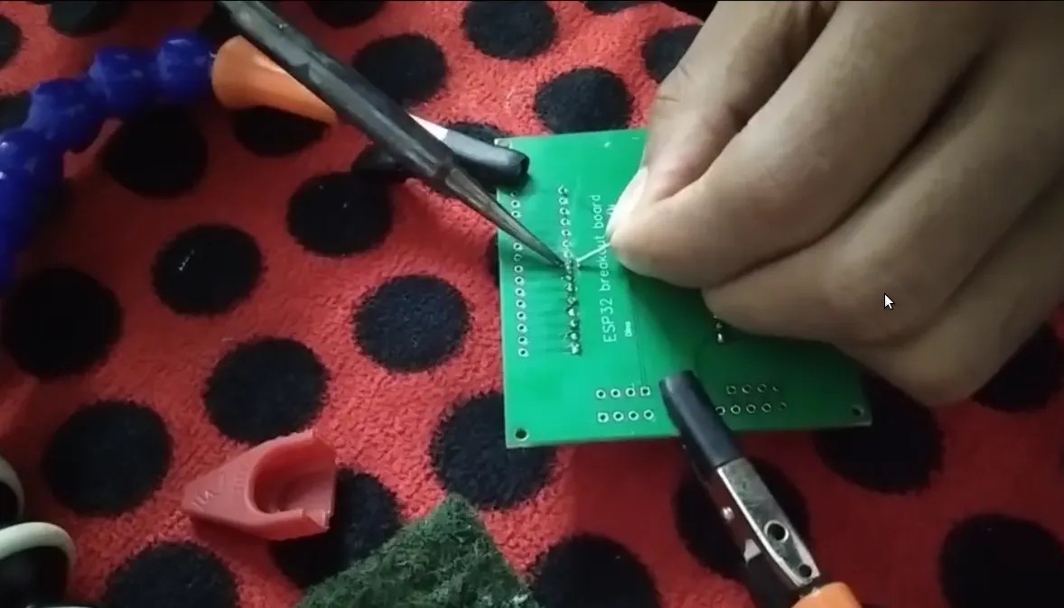 ESP32 Breakout Board : 20 Steps - Instructables