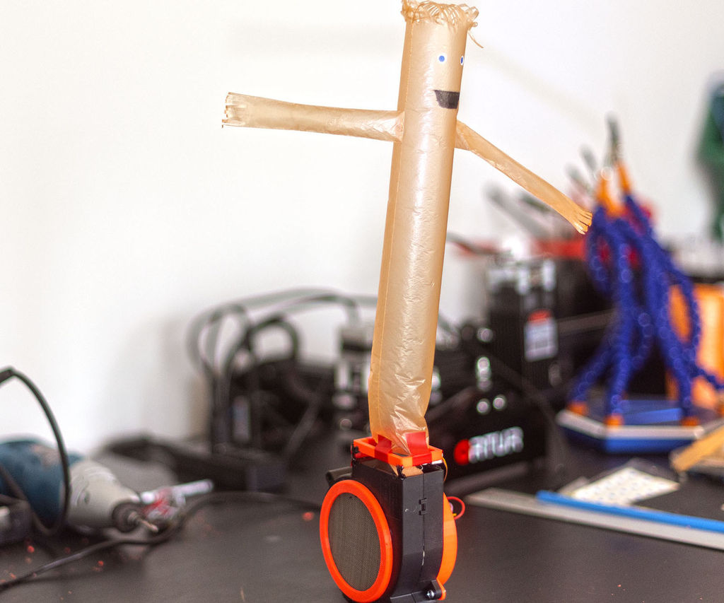 Desktop Wacky Waving Inflatable Arm Flailing Tube Man 4 Steps (with