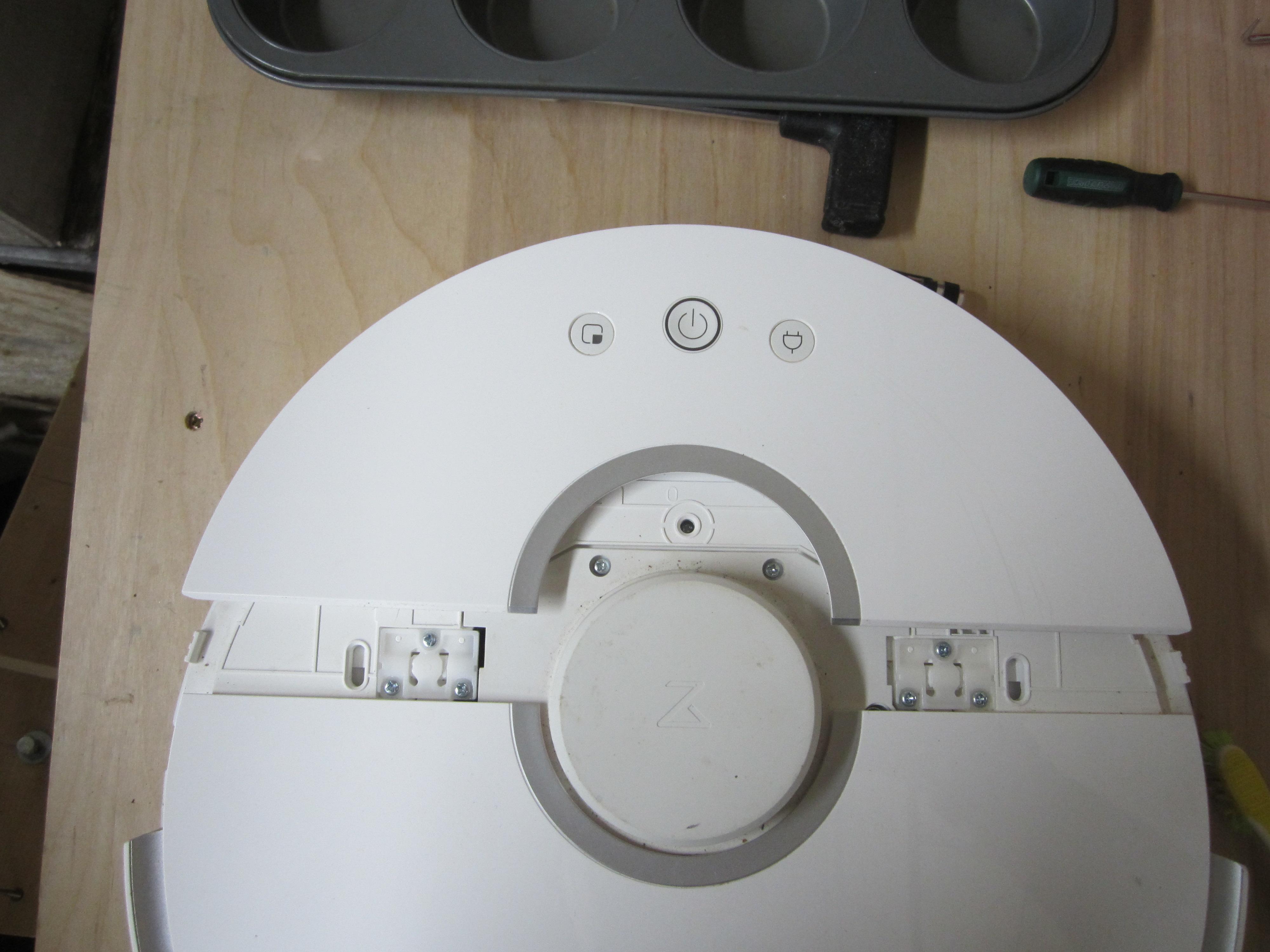 Roborock S5 Disassembly for Cleaning, Troubleshooting and Repair 35