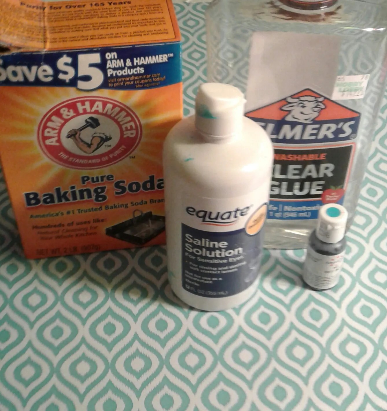 How to Make Slime! (Saline & Baking Soda Activator) 4 Steps