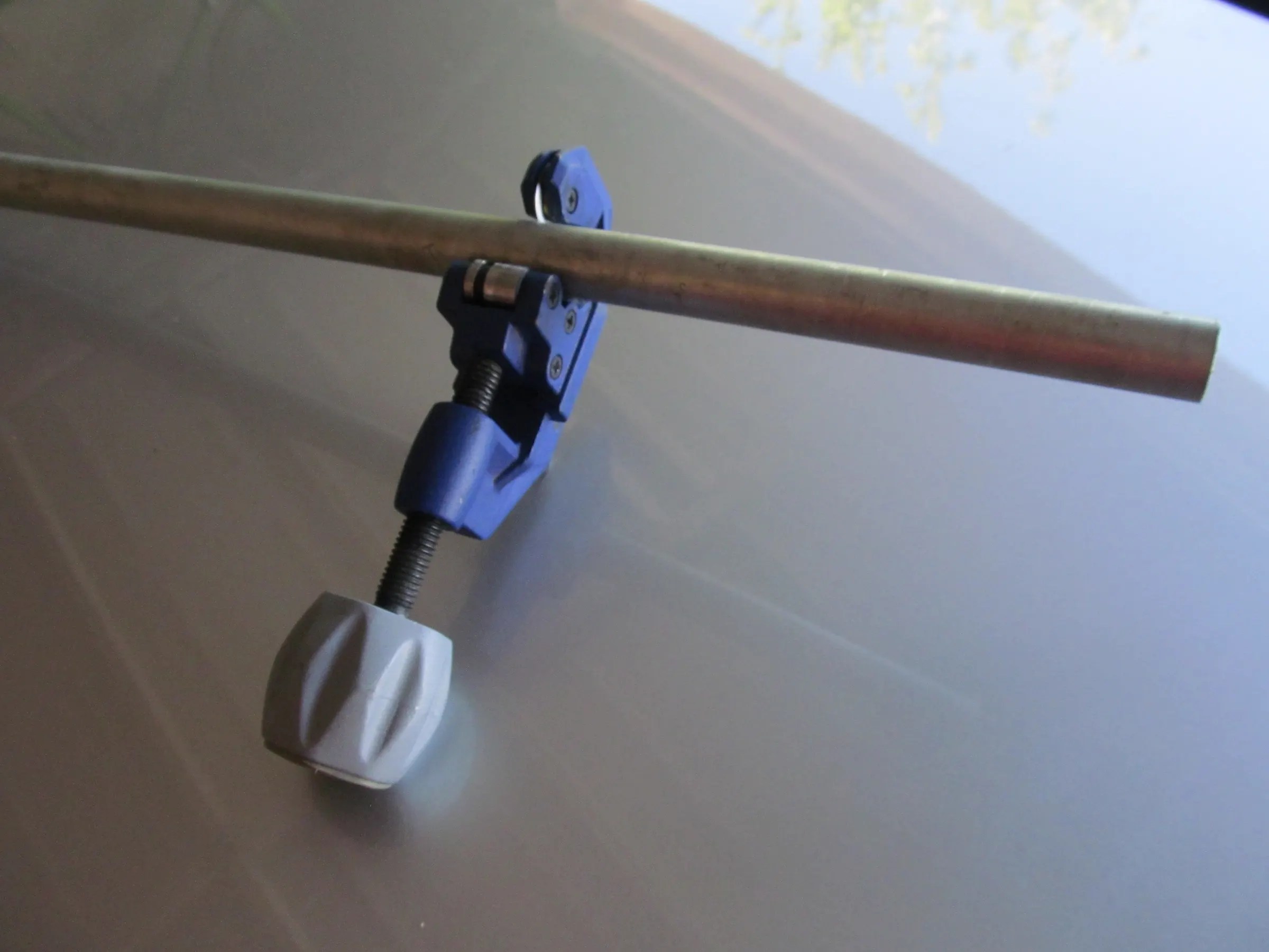DIY Roof Rack Cross Bars : 5 Steps (with Pictures) - Instructables