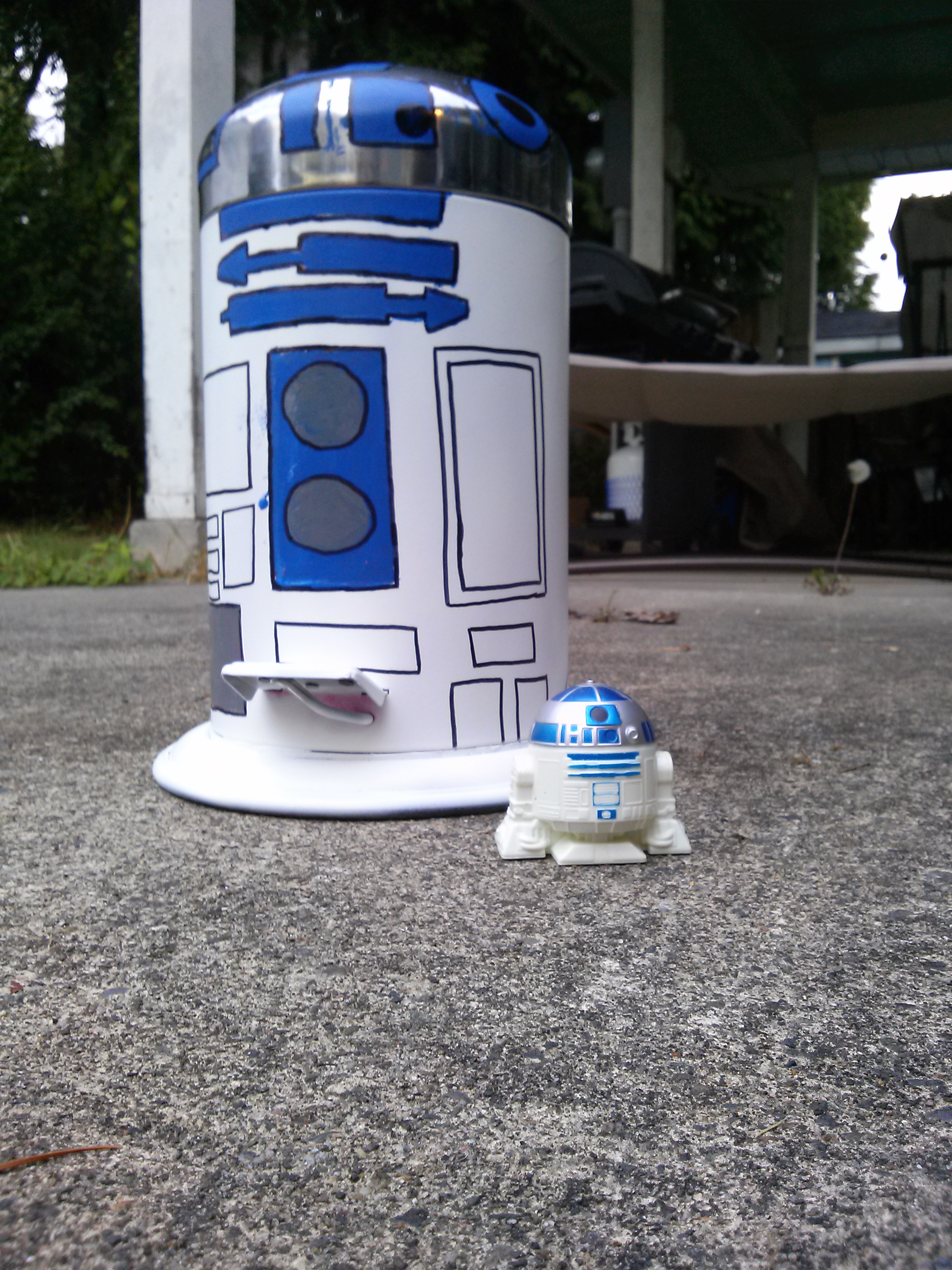 R2D2 Garbage Can 5 Steps (with Pictures) Instructables