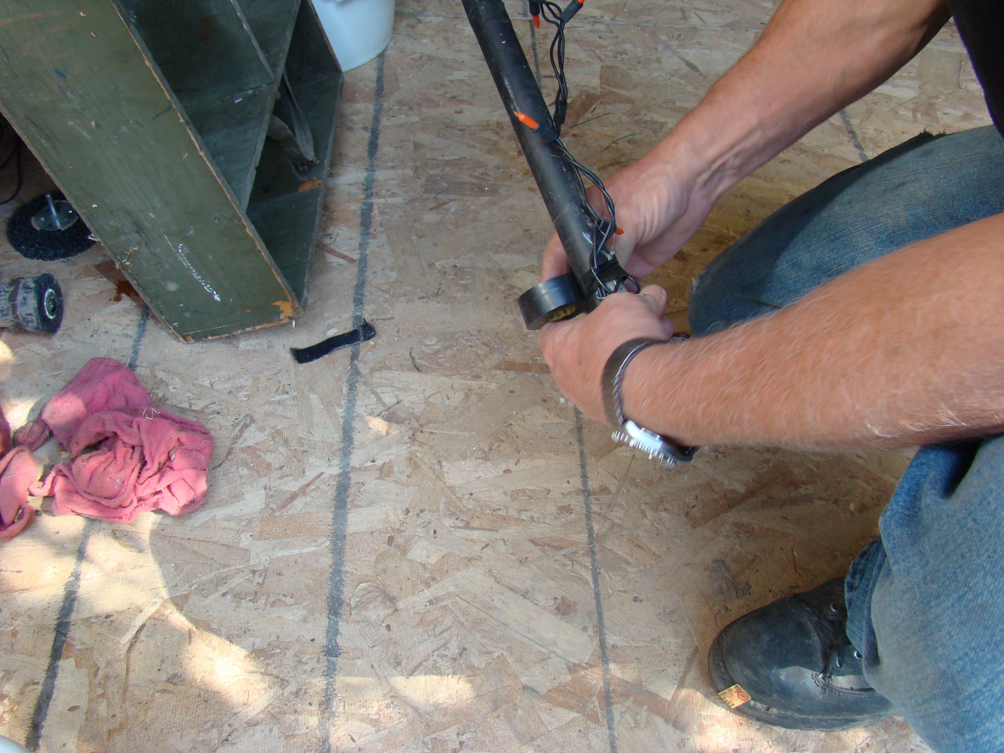 Giant Roof Top Spiders (with Pictures) Instructables