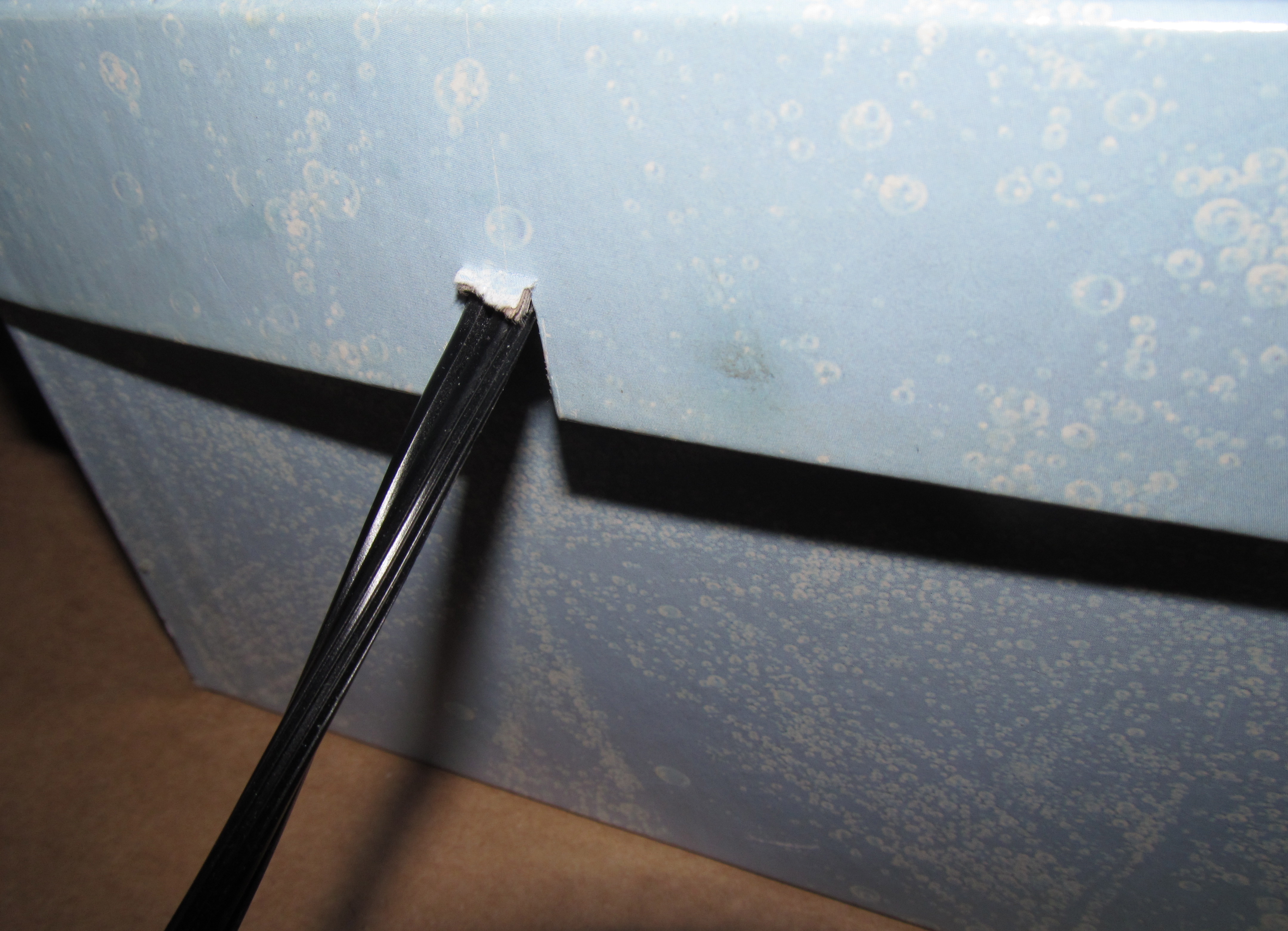 Reveal Fingerprints Using Super Glue 4 Steps Instructables